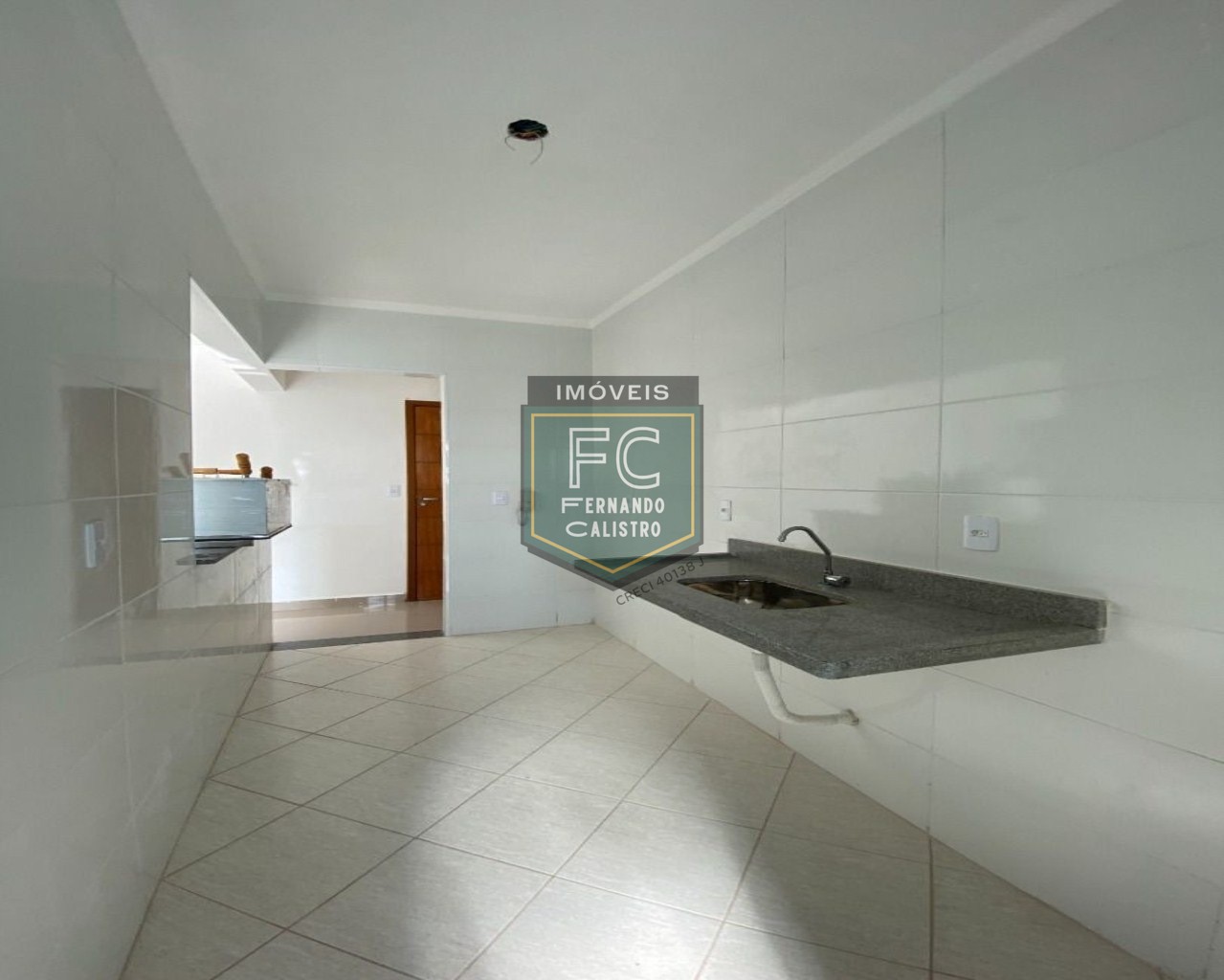 Apartamento novo 2 dormitórios (1 suíte c/ varanda), varanda