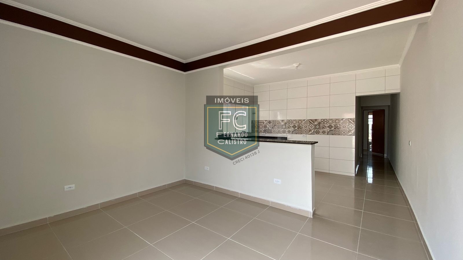 Casas novas com 2 dormitórios (1 suíte), quintal com piscina, churrasqueira, 2 vagas, financiamento bancário, pedreira, lado pista centro, mongaguá/sp