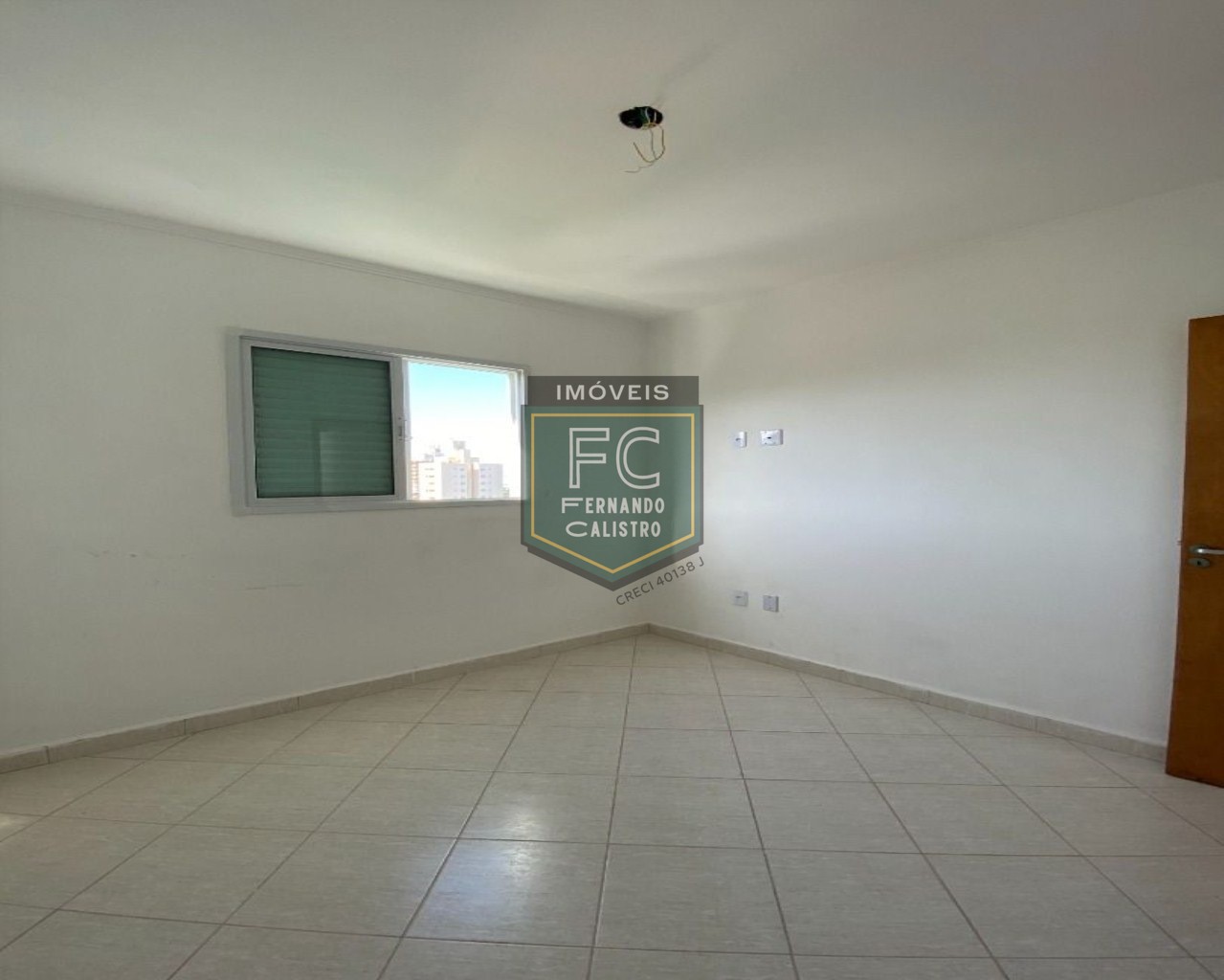 Apartamento novo 2 dormitórios (1 suíte c/ varanda), varanda