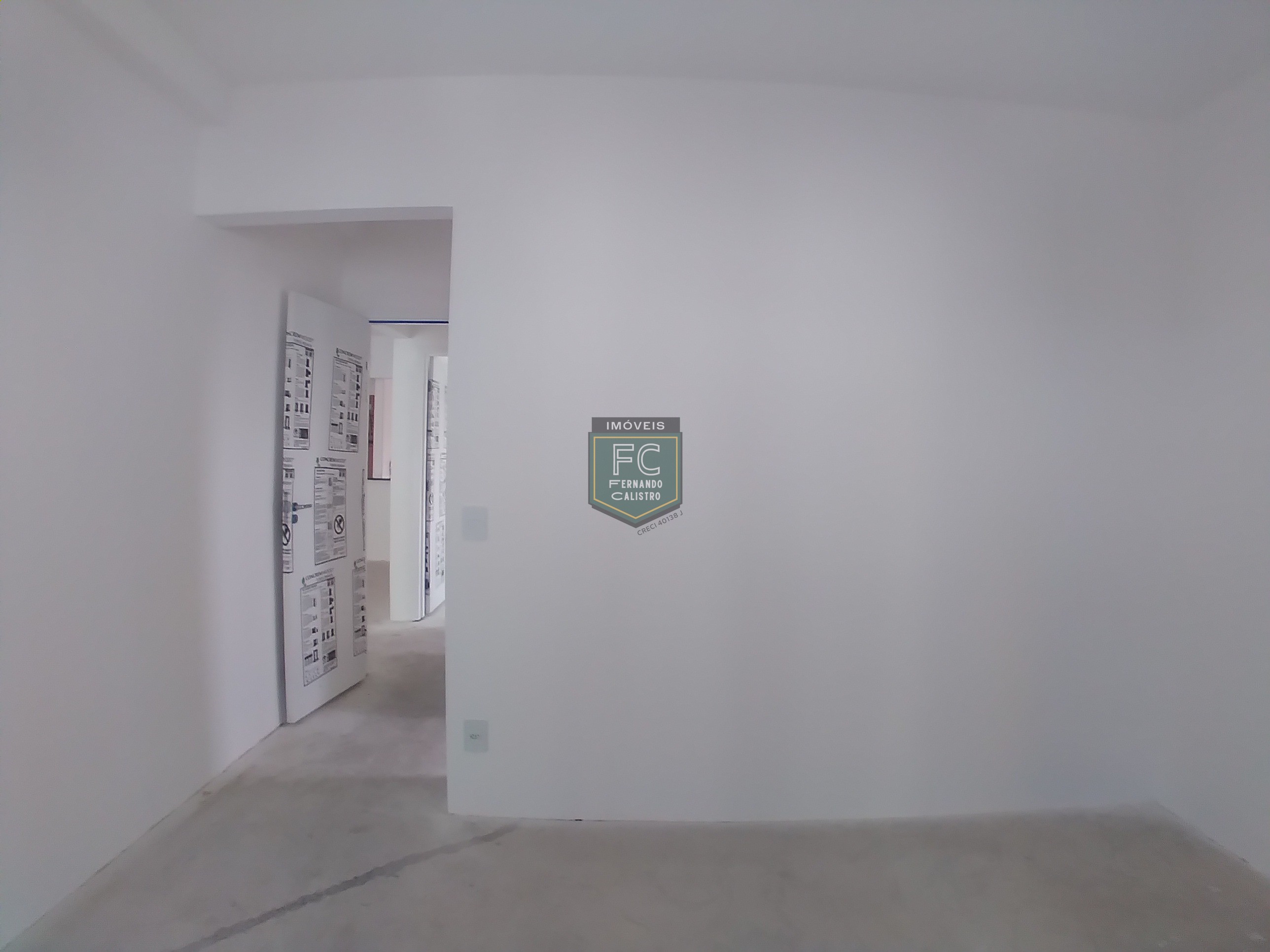 Apartamento novo alto padrão frente 2 dormitórios (1 suíte), entregue c/ revestimentos e vidros, lazer clube, varanda gourmet c/vista mar, mongaguá/sp
