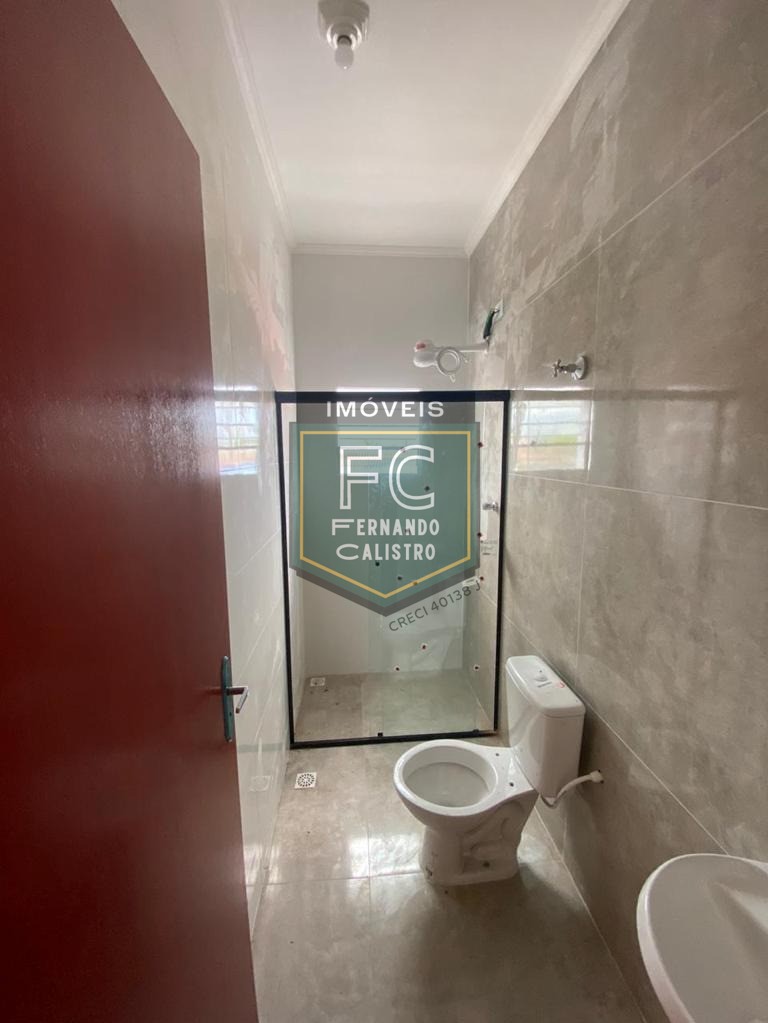 Sobrado novo 2 dormitórios (1 suíte c/ sacada), vista p/ o mar, piscina, área gourmet, 5 vagas, financiamento bancário, flórida mirim, mongaguá/sp