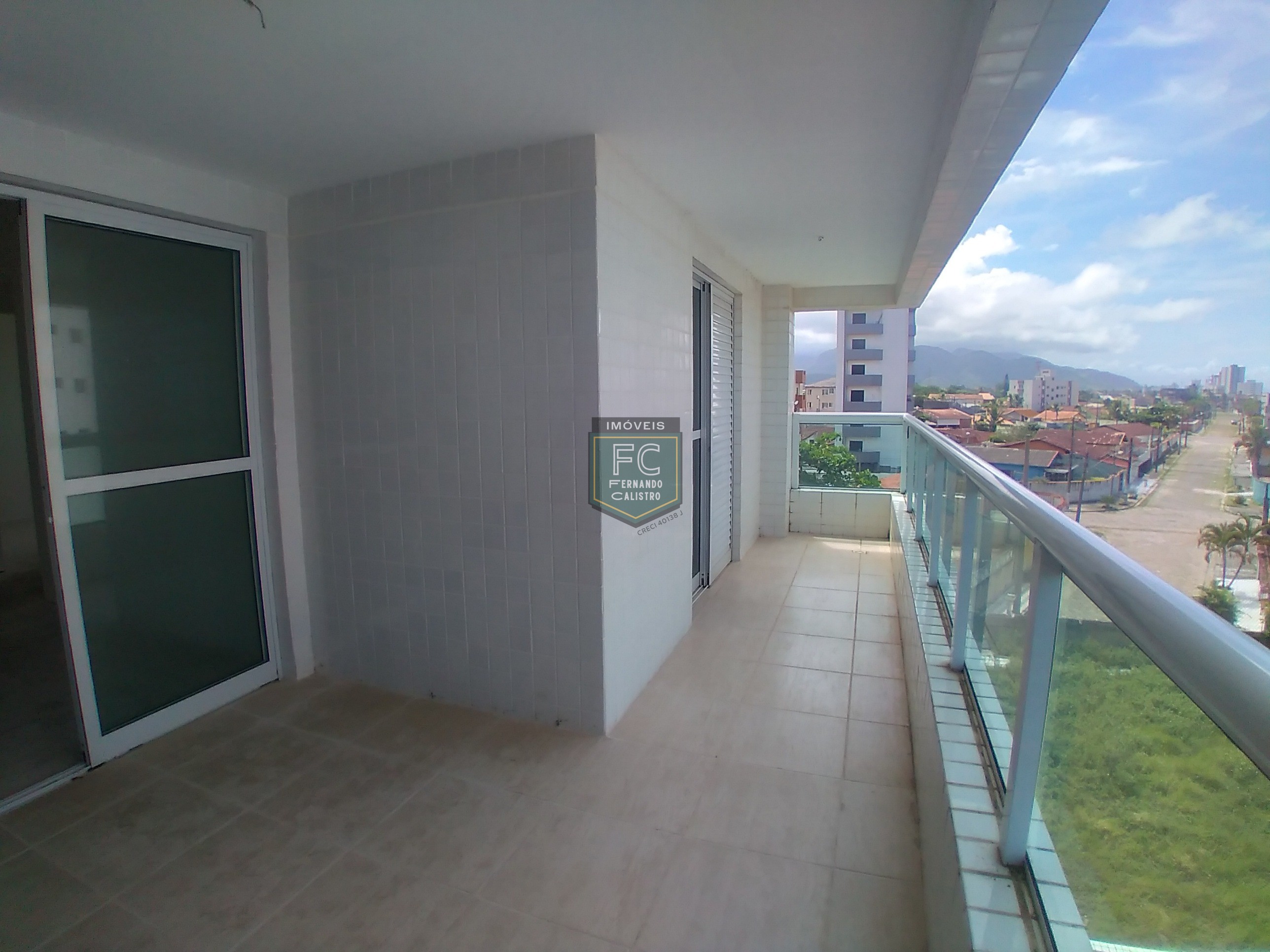 Apartamento novo alto padrão frente 2 dormitórios (1 suíte), entregue c/ revestimentos e vidros, lazer clube, varanda gourmet c/vista mar, mongaguá/sp