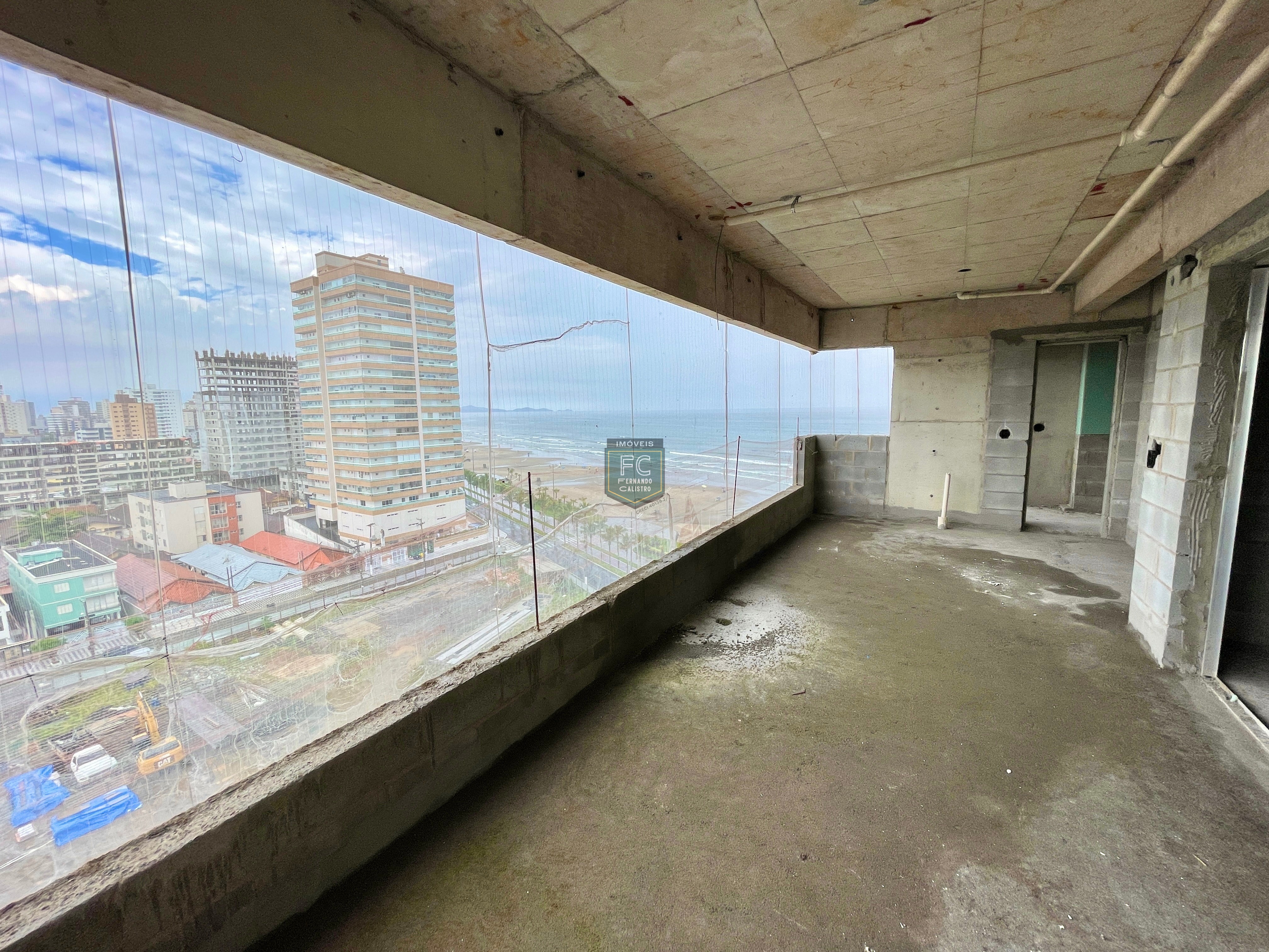 Apartamento alto padrão 3 dormitórios (1 suíte) frente, varanda gourmet c/ vista p/ o mar, 2 vagas, em obras: out 23, v. Caiçara, praia grande/sp