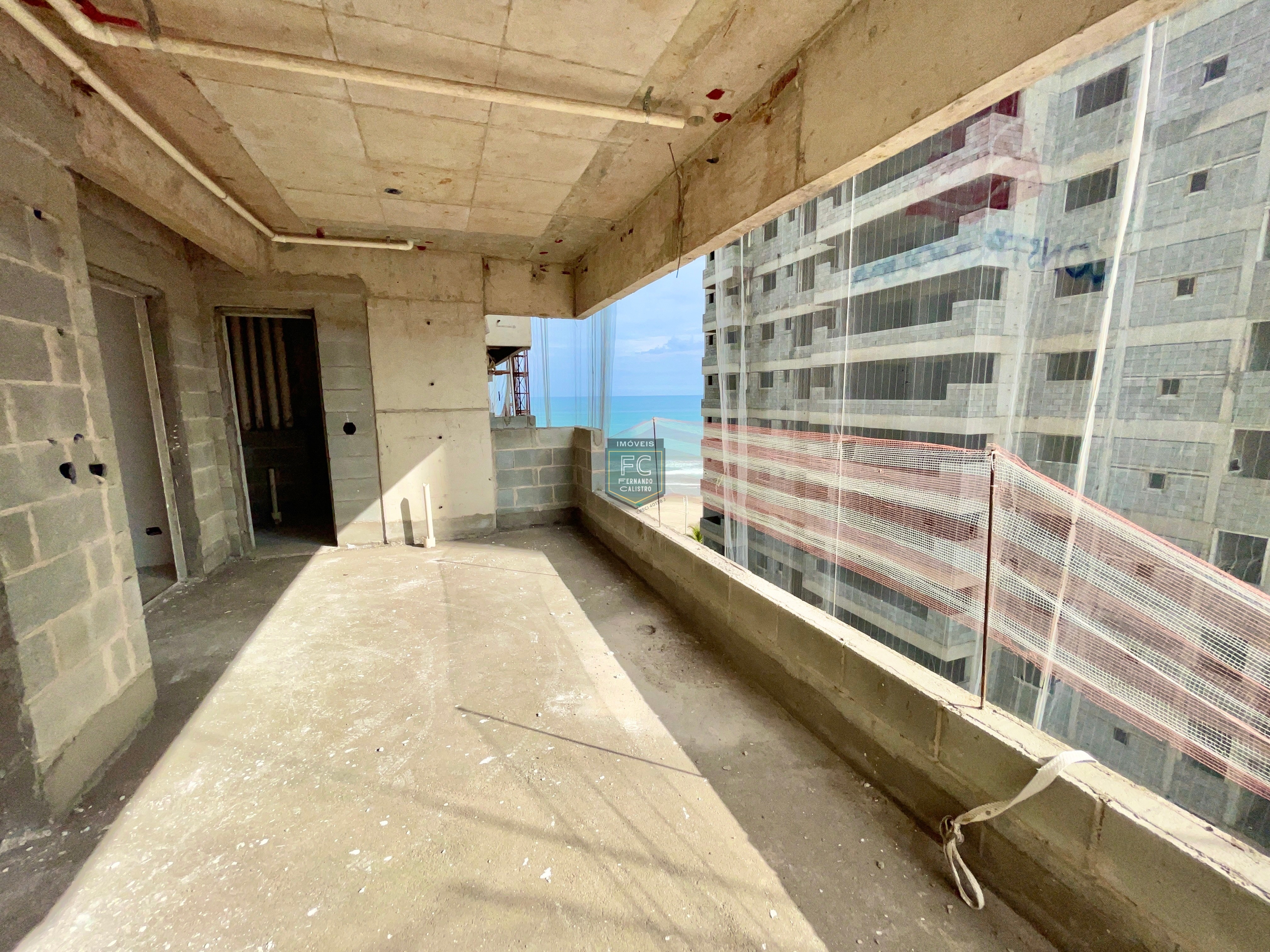 Apartamento alto padrão 2 dormitórios (1 suíte), varanda gou