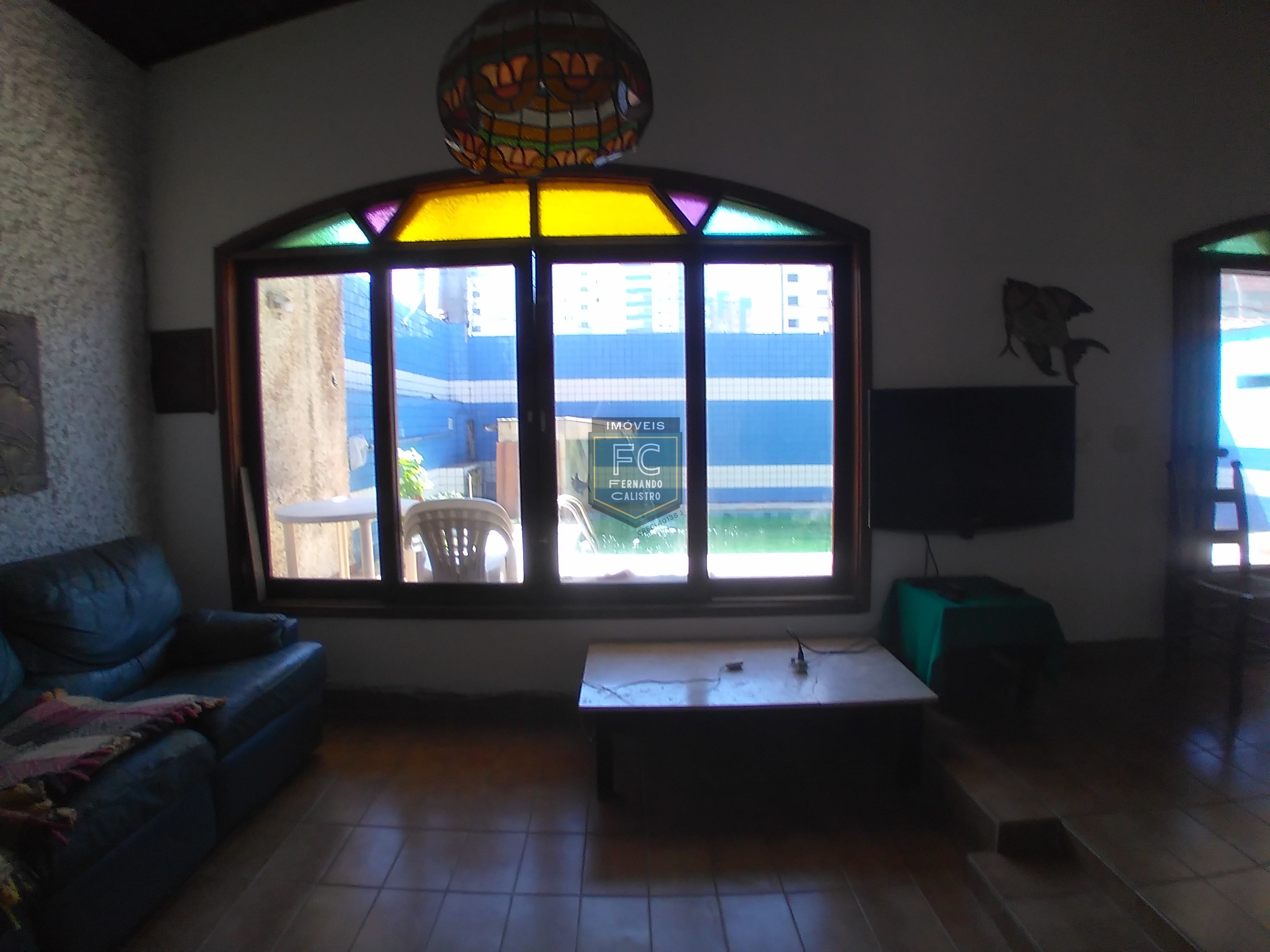 Casa lote inteiro 3 dormitórios (1 suíte), piscina, área gourmet, 6 vagas, edícula, a passos da praia, aceita financiamento, jd. Marina, mongaguá/sp