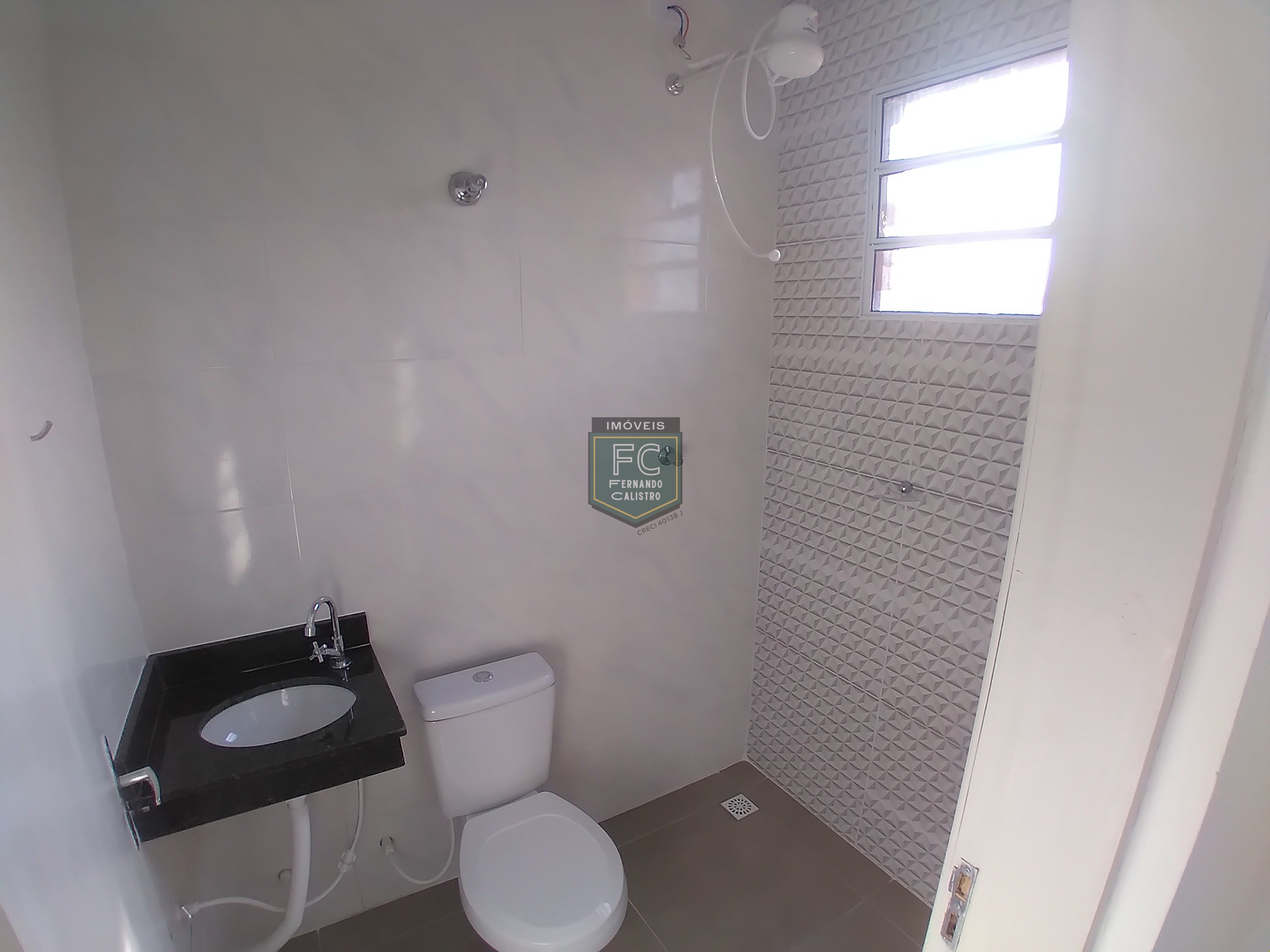 Sobrados Novos 2 Dormitórios (2 Suítes) em Condomínio, Local, Acabamentos Top, Financiamento Bancário, 2ª Quadra Lado Pista, Bal. Itaguaí, Mongaguá/SP