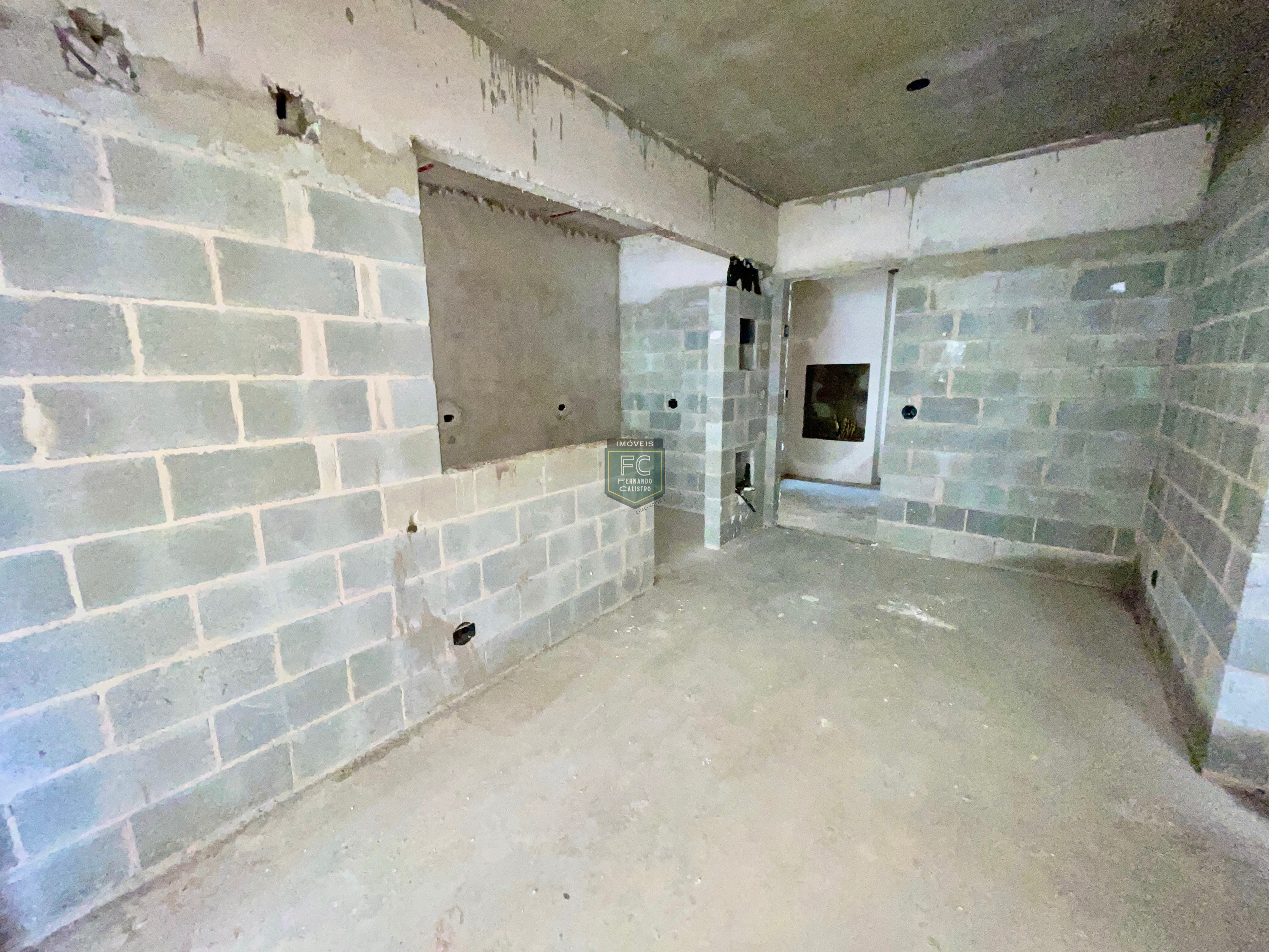 Apartamento alto padrão 2 dormitórios (1 suíte), varanda gourmet c/ vista p/ o mar, 1 vaga, lazer clube, em obras: out 23, v. Caiçara, praia grande/sp