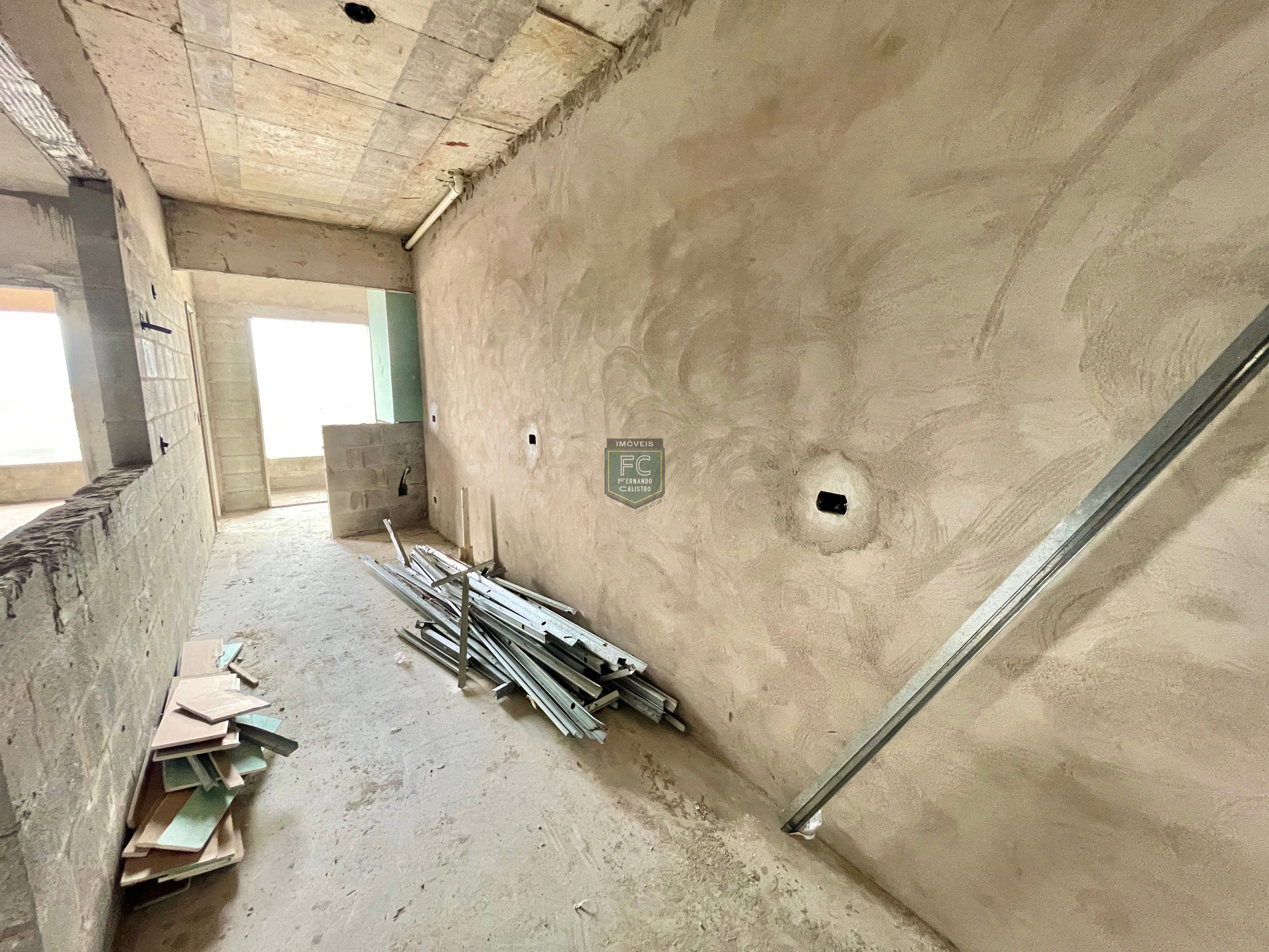 Apartamento alto padrão 3 dormitórios (1 suíte) frente, varanda gourmet c/ vista p/ o mar, 2 vagas, em obras: out 23, v. Caiçara, praia grande/sp