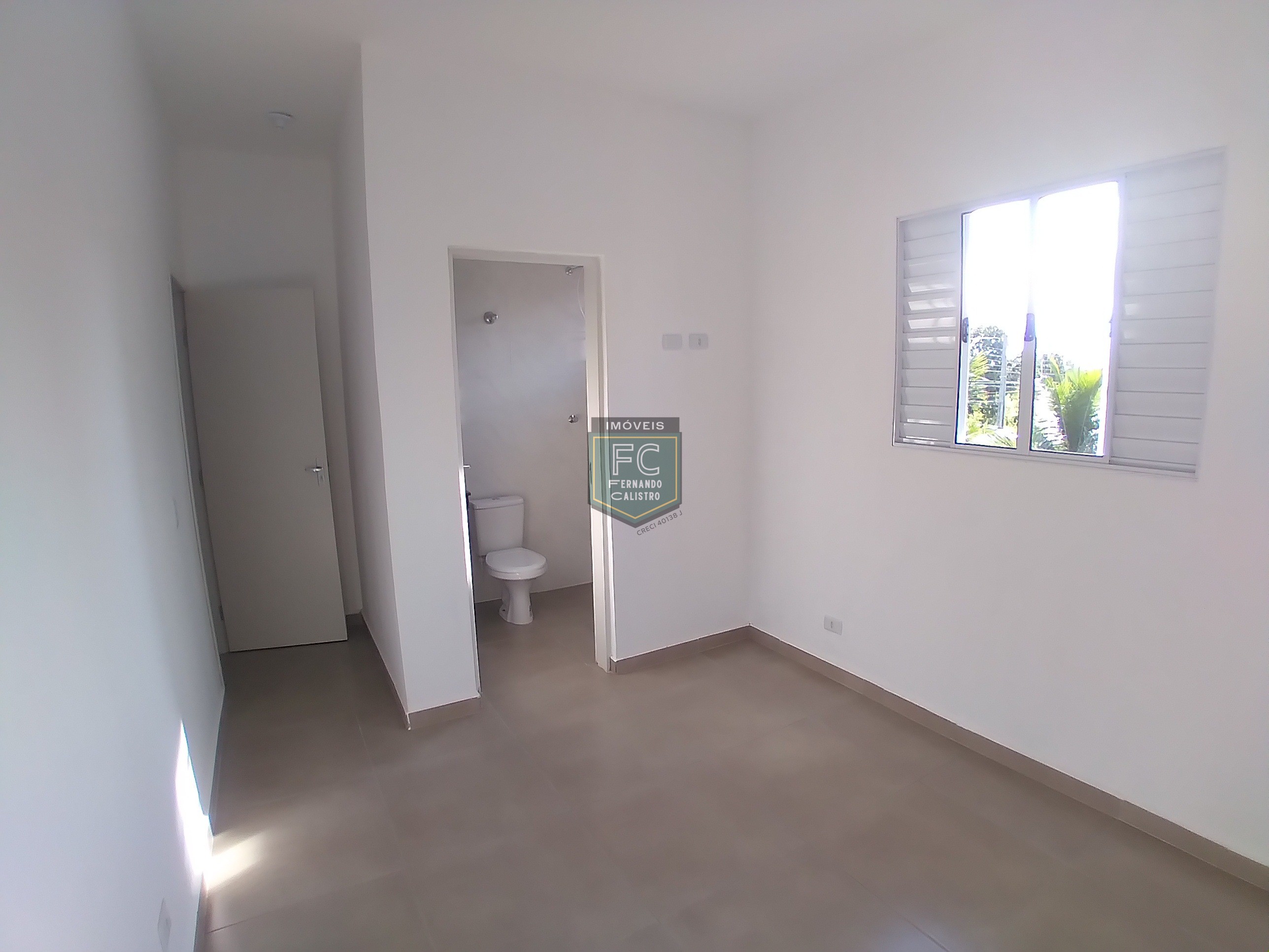 Sobrados Novos 2 Dormitórios (2 Suítes) em Condomínio, Local, Acabamentos Top, Financiamento Bancário, 2ª Quadra Lado Pista, Bal. Itaguaí, Mongaguá/SP