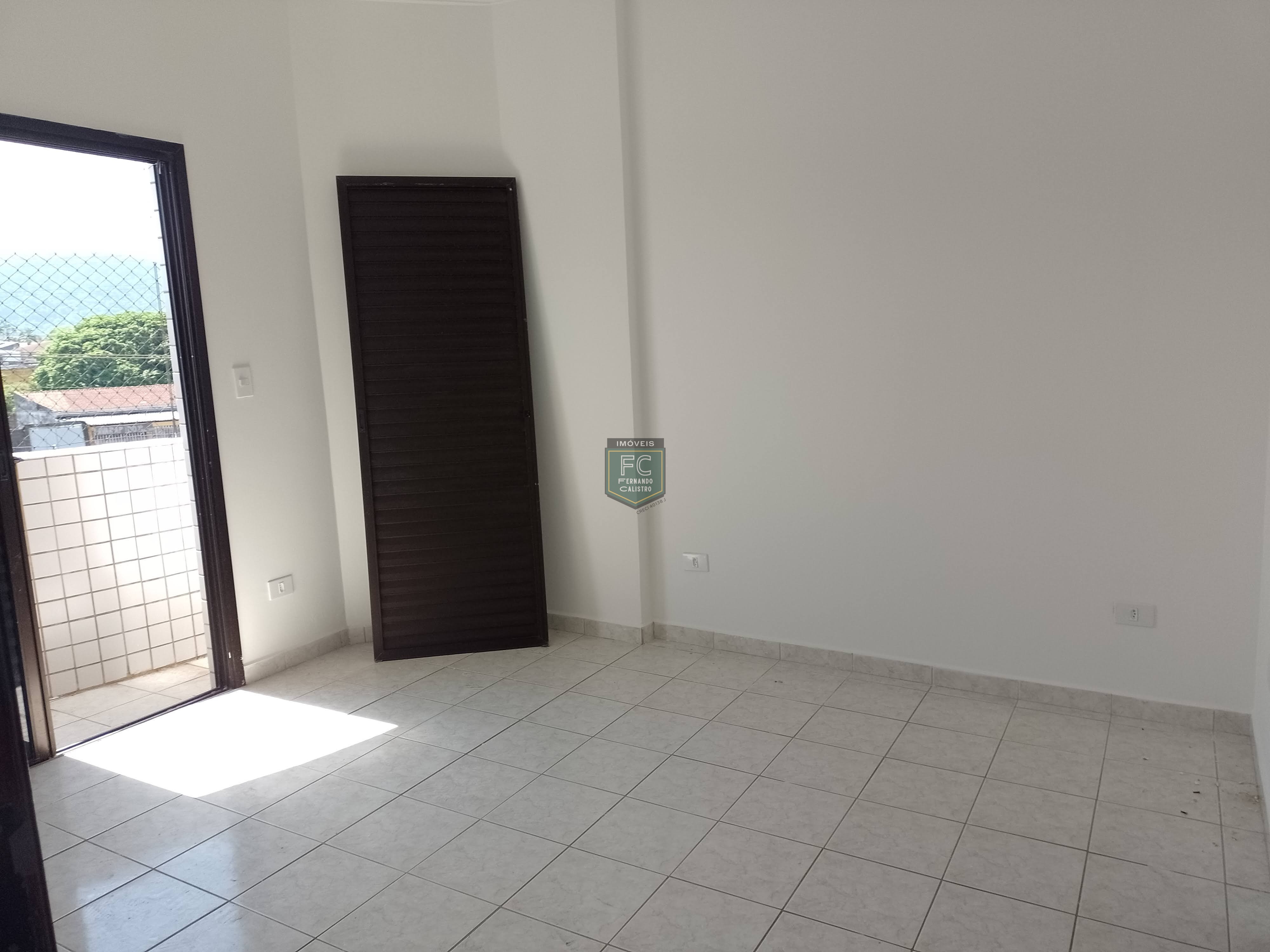 Apartamento 2 dormitórios (1 suíte) 73m², frente, 2 varandas, vista p/ o mar, elevador, 1 vaga, 100 mts da praia, pagamento facilitado, mongaguá sp