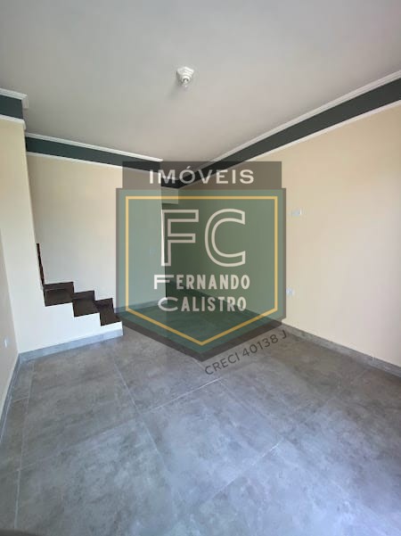 Sobrado novo 2 dormitórios (1 suíte c/ sacada), vista p/ o mar, piscina, área gourmet, 5 vagas, financiamento bancário, flórida mirim, mongaguá/sp