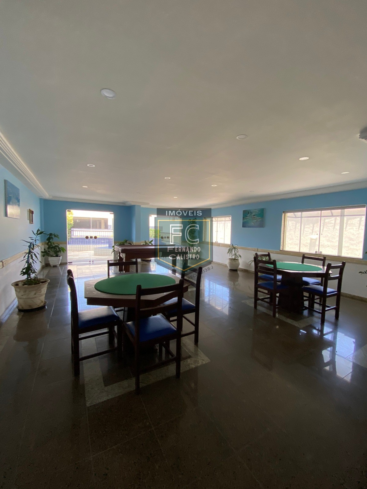 Apartamento alto padrão 1 dormitório, 57 m², varanda envidraçada c/ vista p/ o mar, 100 mts da praia, financiamento, permuta, vera cruz, mongaguá - sp