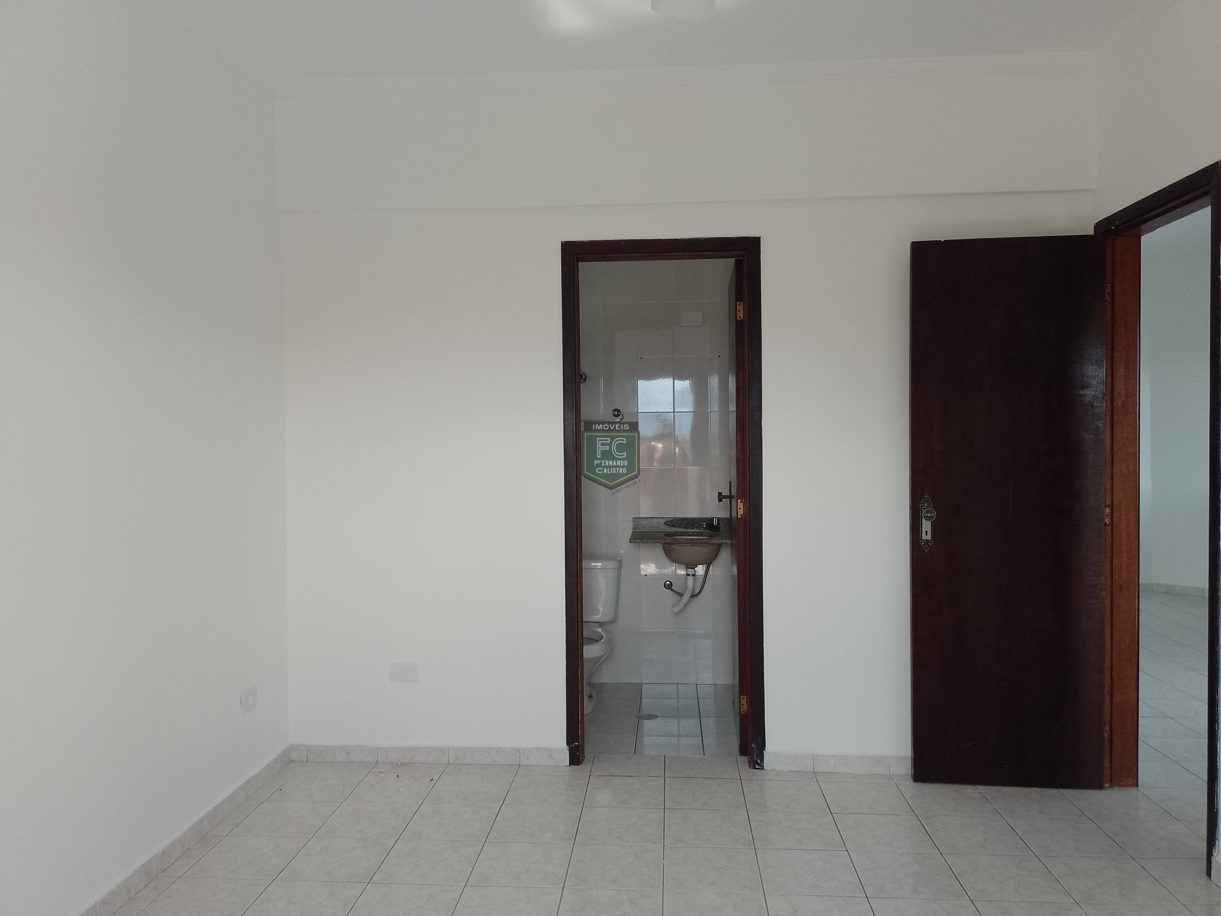 Apartamento 2 dormitórios (1 suíte) 73m², frente, 2 varandas, vista p/ o mar, elevador, 1 vaga, 100 mts da praia, pagamento facilitado, mongaguá sp