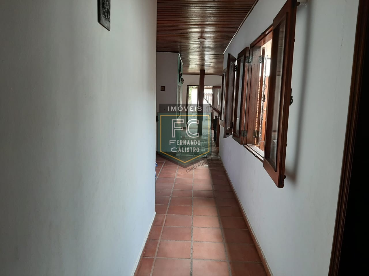 Casa térrea isolada 500m² á. Total, 3 dormitórios (2 suítes), edicula (1 suíte), área churrasqueira coberta, 4 vagas, v. Atlântica, mongaguá, sp