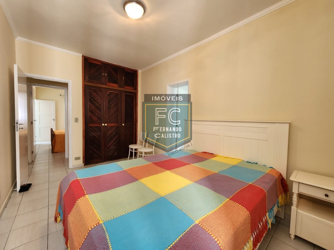 Apartamento alto padrão 3 dormitórios (1 suíte), 100m², mobiliado, varanda com linda vista p/ o mar, financiamento bancário, asturias, guarujá, sp