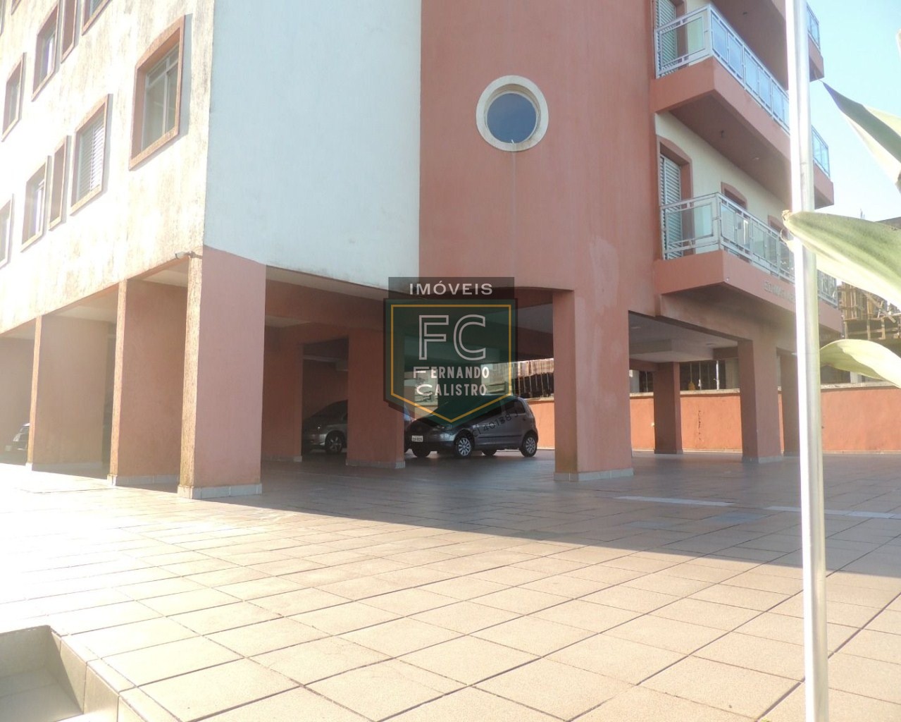 Apartamento 1 dormitório semi mobiliado, 57 m², elevador, 1 