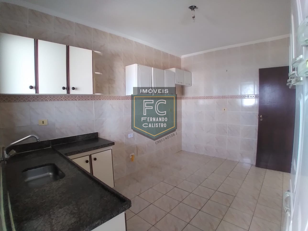 Apartamento alto padrão 1 dormitório, 57 m², varanda envidraçada c/ vista p/ o mar, 100 mts da praia, financiamento, permuta, vera cruz, mongaguá - sp