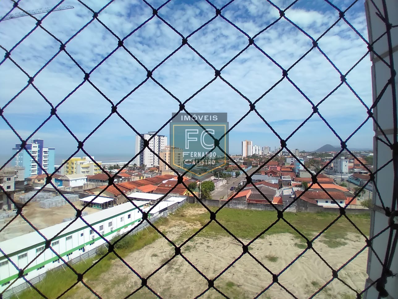Apartamento alto padrão 1 dormitório, 57 m², varanda envidraçada c/ vista p/ o mar, 100 mts da praia, financiamento, permuta, vera cruz, mongaguá - sp
