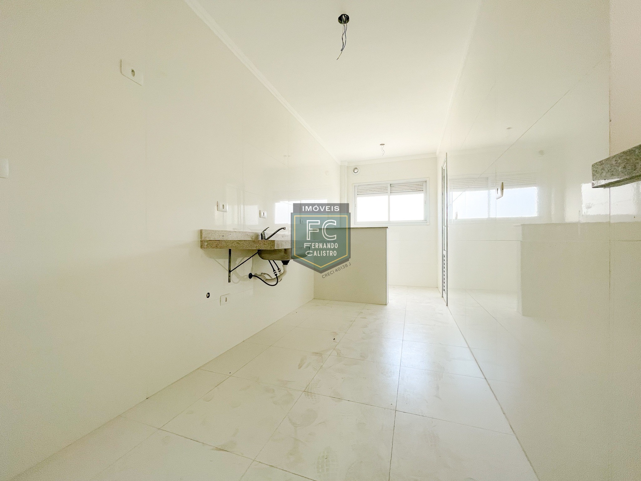 Maré di forti: apartamento altíssimo padrão c/ 3 dormitórios (2 suites), varanda c/ vista p/ o mar, lazer completo, canto do forte, praia grande, sp