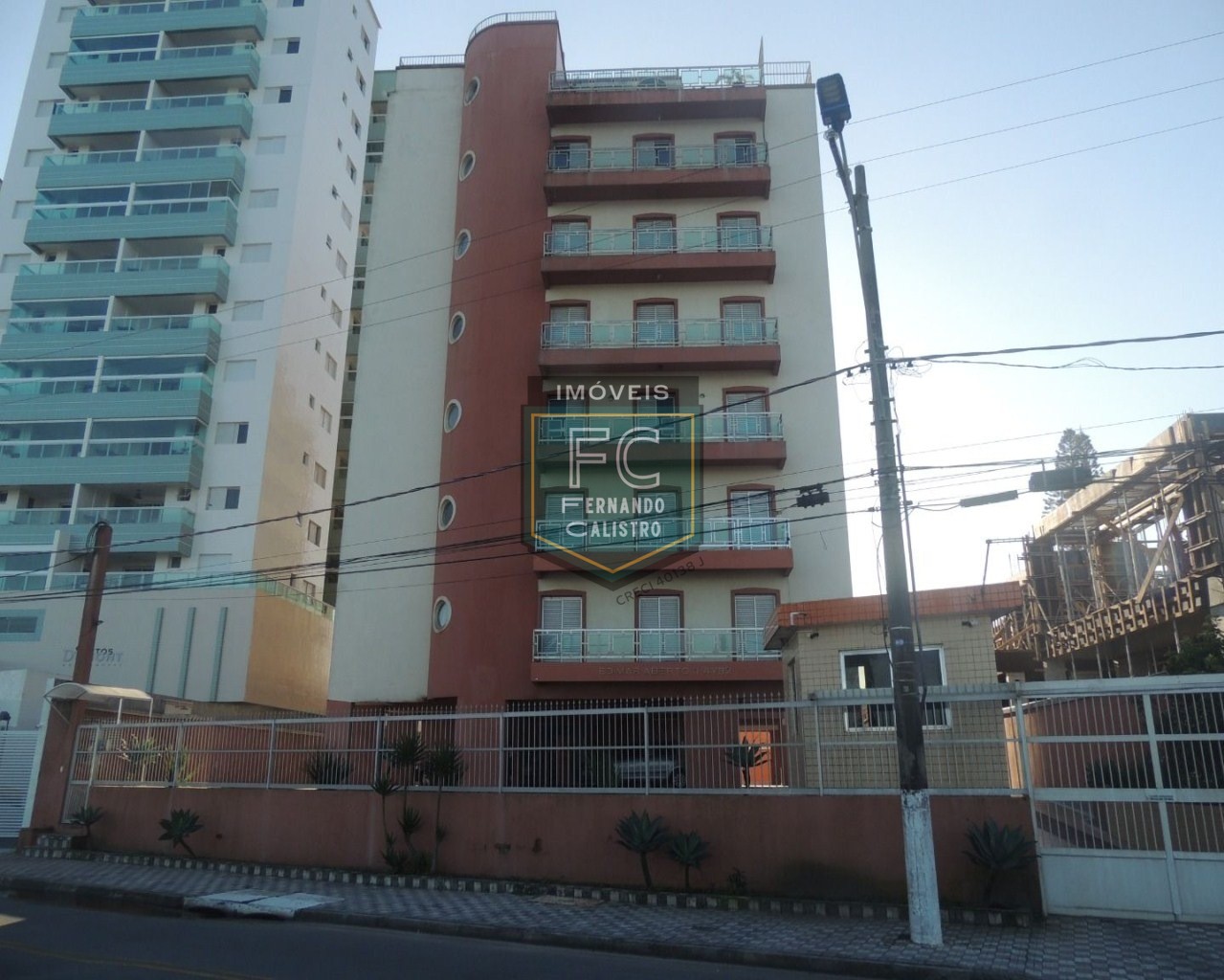 Apartamento 1 dormitório semi mobiliado, 57 m², elevador, 1 