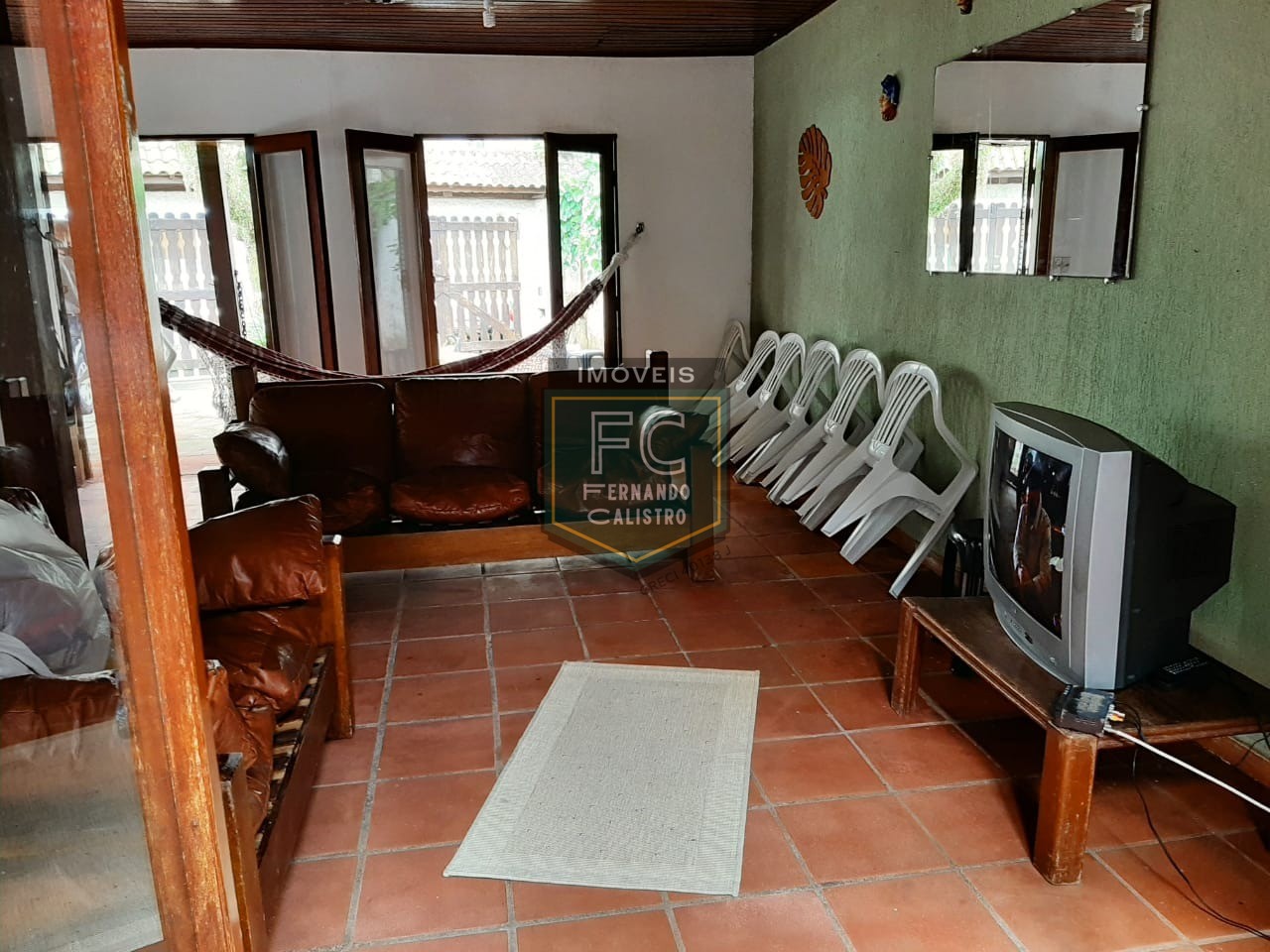 Casa térrea isolada 500m² á. Total, 3 dormitórios (2 suítes), edicula (1 suíte), área churrasqueira coberta, 4 vagas, v. Atlântica, mongaguá, sp
