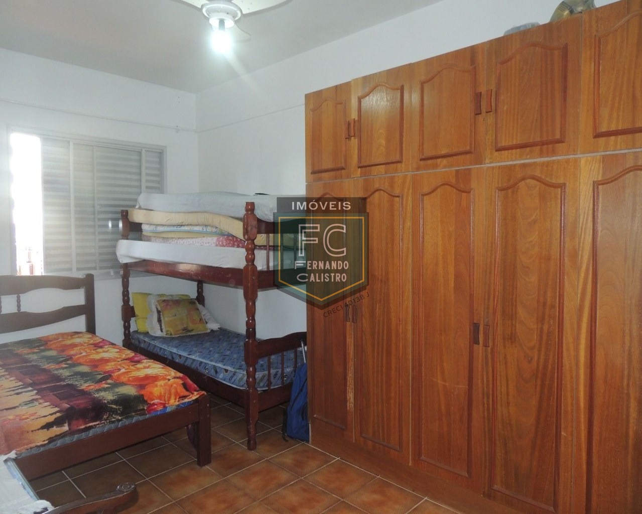 Apartamento 1 Dormitório Semi Mobiliado, 57 m², Elevador, 1 Vaga, Condomínio Frente Mar, Financia Bancário, V. Atlântica, Região Central, Mongaguá SP