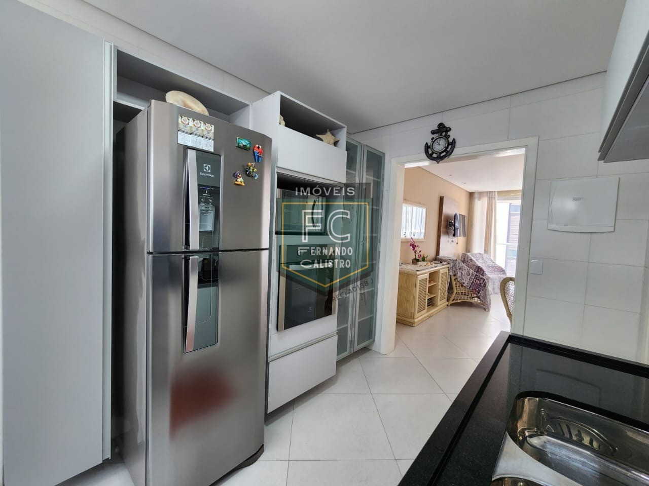 Apartamento alto padrão 3 dormitórios (1 suíte), 100m², mobiliado, varanda com linda vista p/ o mar, financiamento bancário, asturias, guarujá, sp