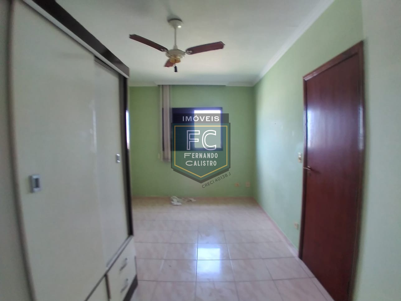 Apartamento alto padrão 1 dormitório, 57 m², varanda envidraçada c/ vista p/ o mar, 100 mts da praia, financiamento, permuta, vera cruz, mongaguá - sp