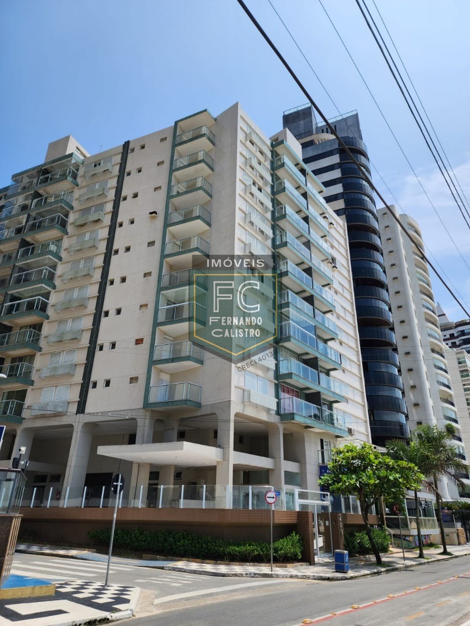 Apartamento alto padrão 3 dormitórios (1 suíte), 100m², mobiliado, varanda com linda vista p/ o mar, financiamento bancário, asturias, guarujá, sp