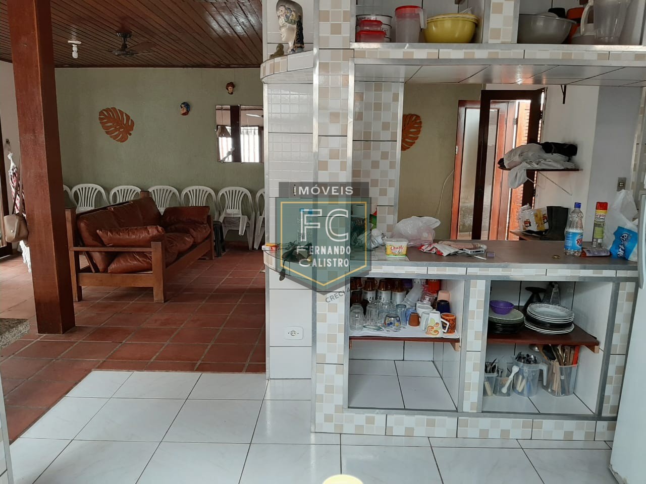 Casa térrea isolada 500m² á. Total, 3 dormitórios (2 suítes), edicula (1 suíte), área churrasqueira coberta, 4 vagas, v. Atlântica, mongaguá, sp