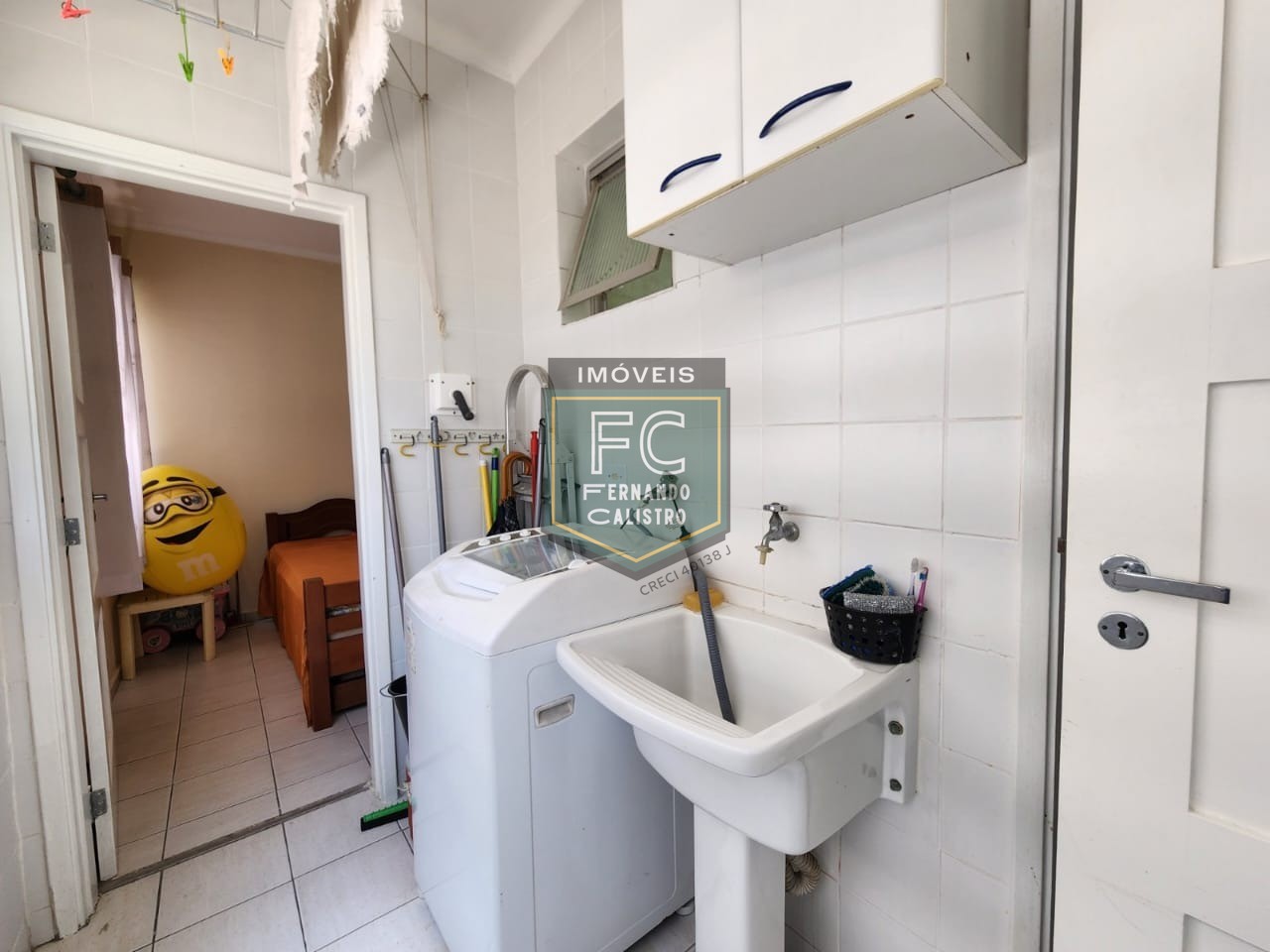 Apartamento alto padrão 3 dormitórios (1 suíte), 100m², mobiliado, varanda com linda vista p/ o mar, financiamento bancário, asturias, guarujá, sp