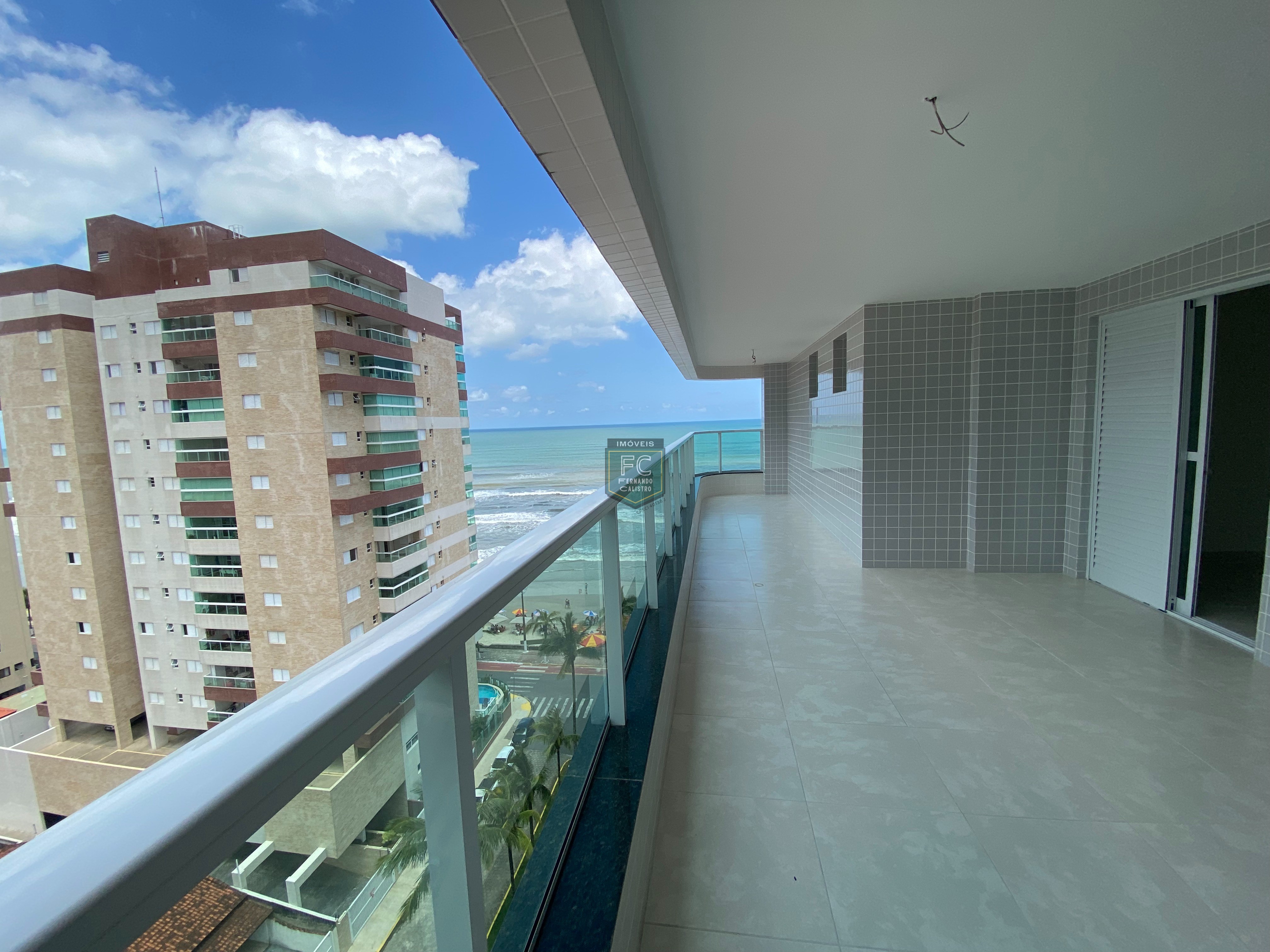 Apartamento novo 4 suítes alto padrão pronto, 50 mts da prai
