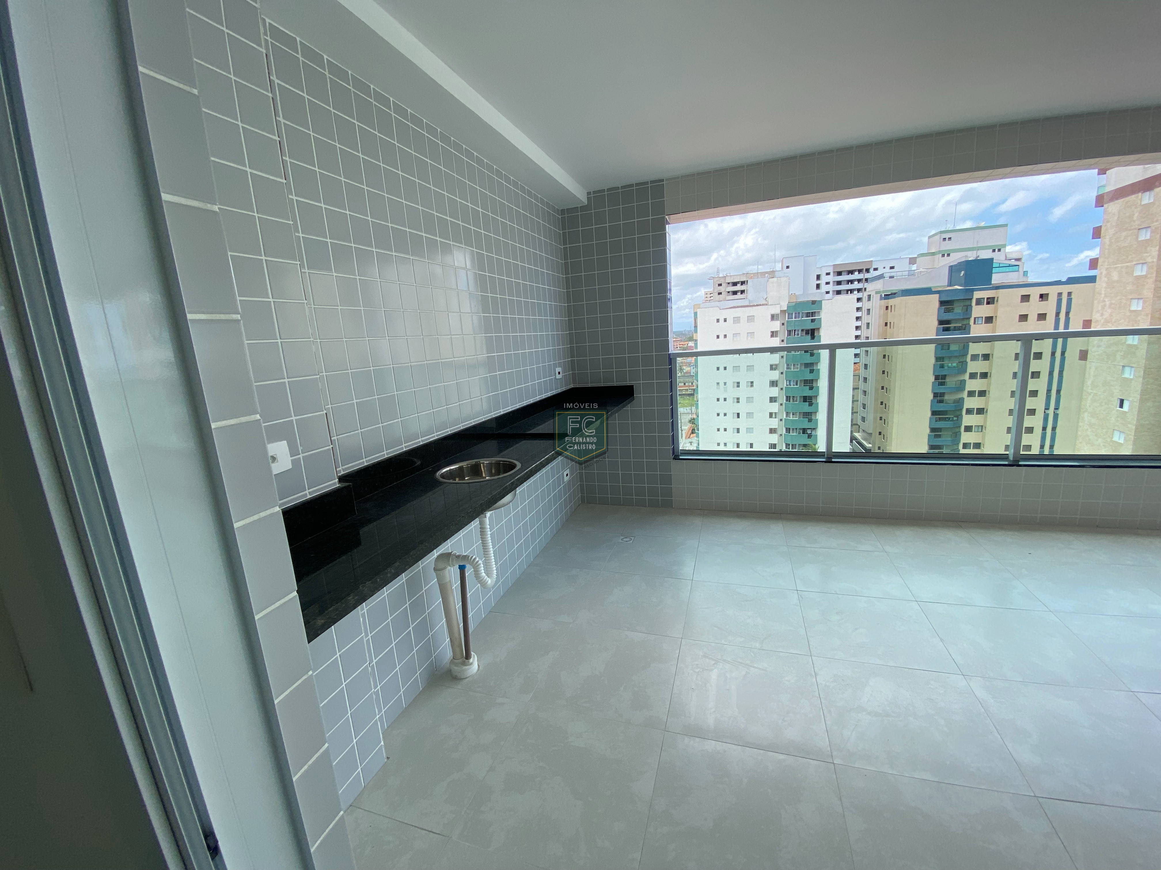Apartamento novo 4 suítes alto padrão pronto, 50 mts da prai
