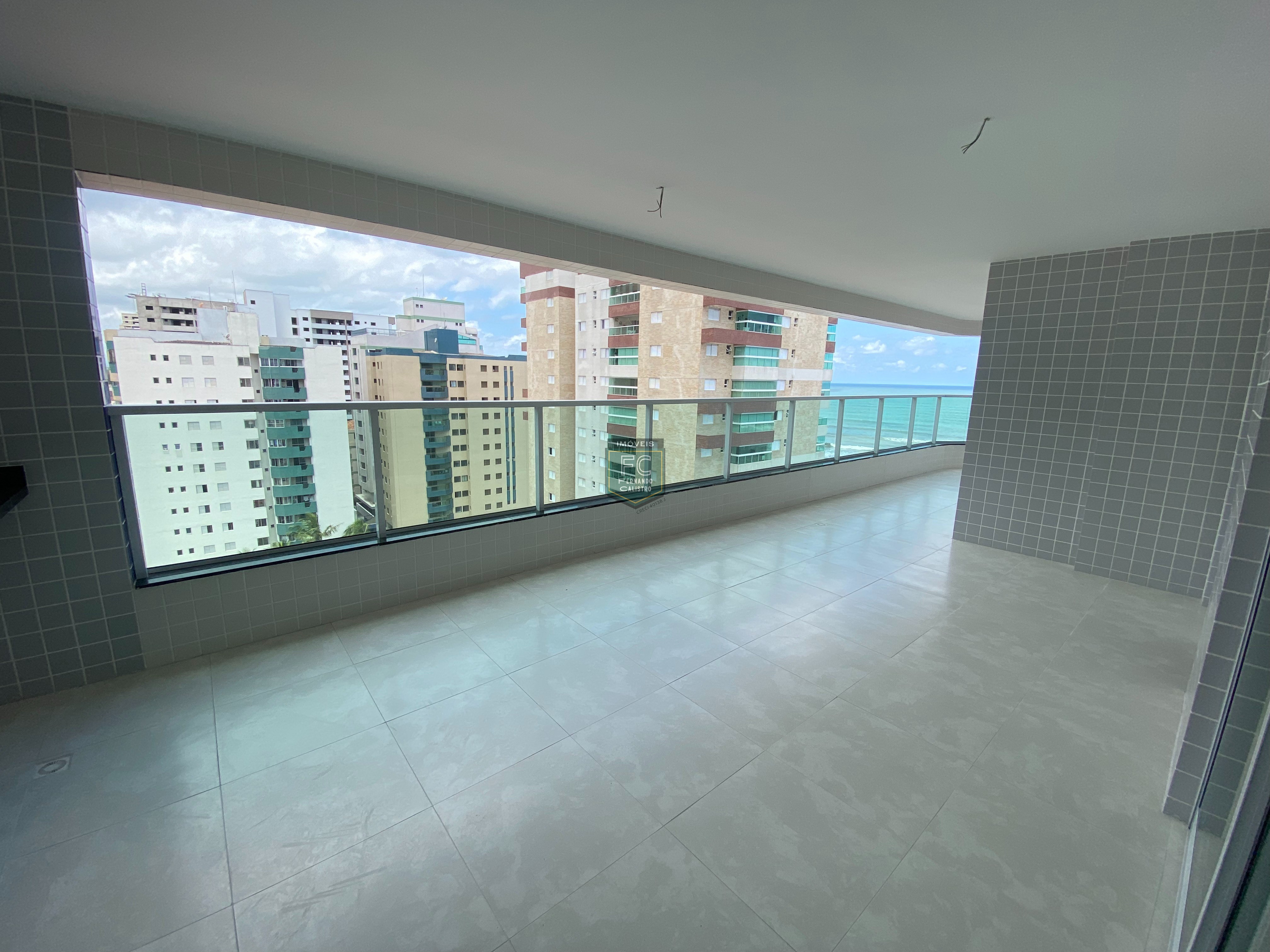 Apartamento novo 4 suítes alto padrão pronto, 50 mts da prai