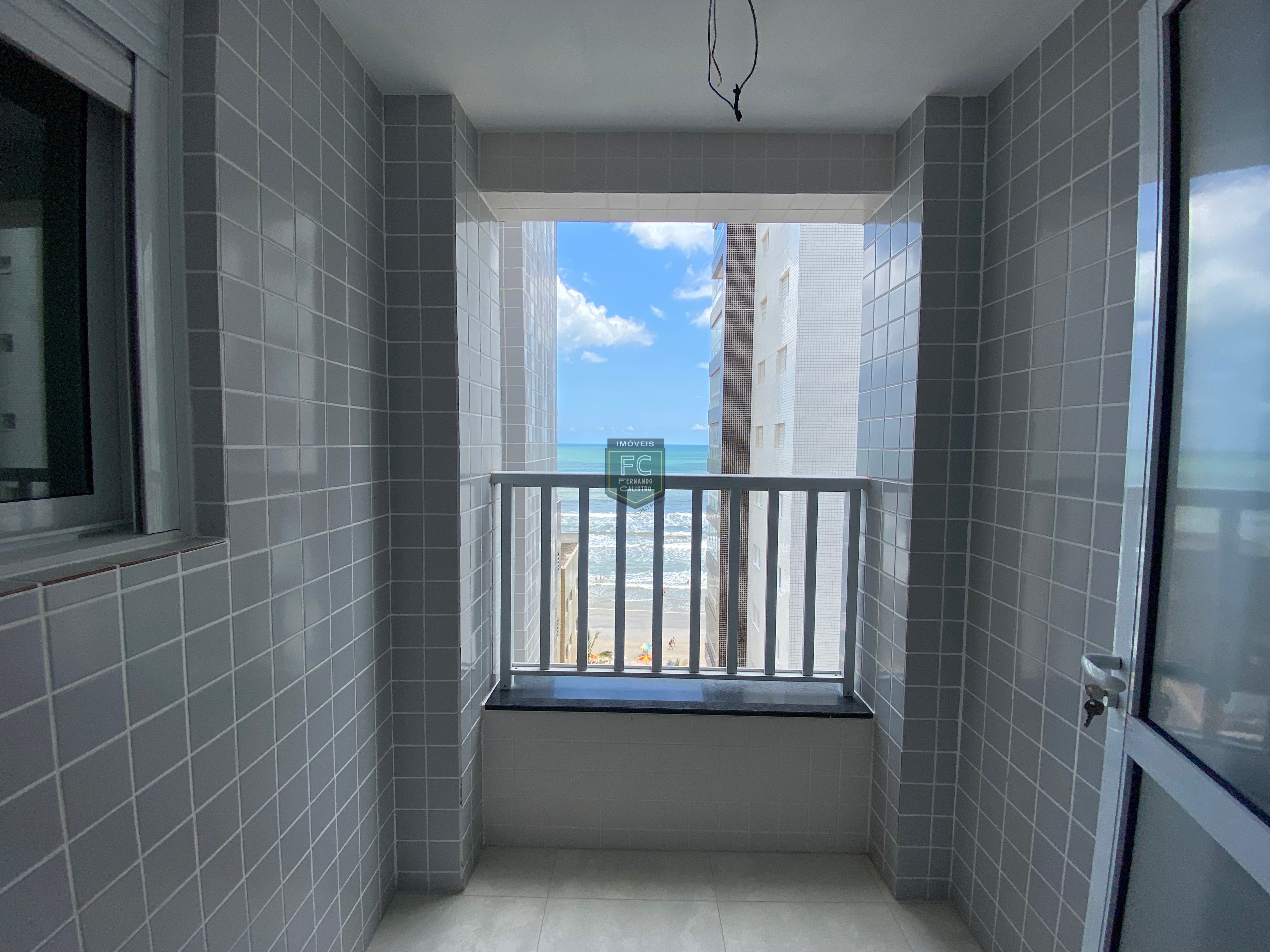 Apartamento novo 4 suítes alto padrão pronto, 50 mts da prai
