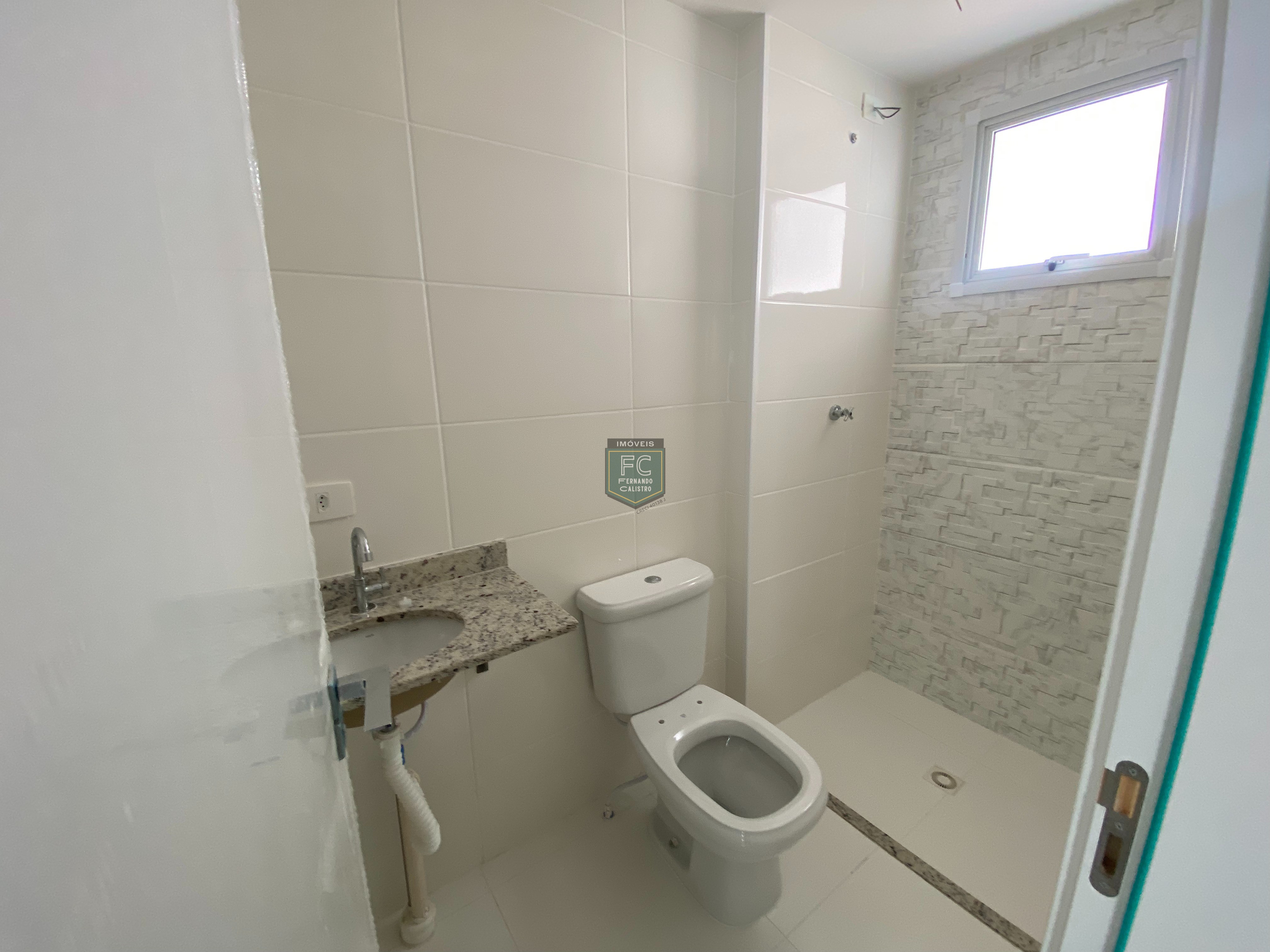 Apartamento novo 4 suítes alto padrão pronto, 50 mts da praia, varanda gourmet c/ vista p/ o mar, piso porcelanato, local nobre, centro, mongaguá sp