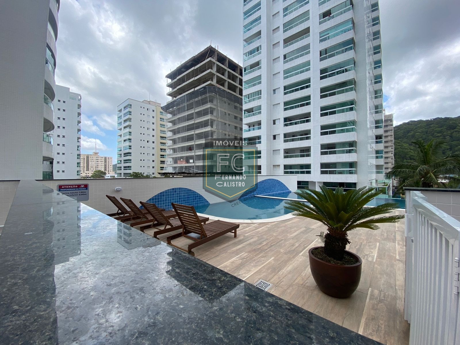 Apartamento novo 4 suítes alto padrão pronto, 50 mts da praia, varanda gourmet c/ vista p/ o mar, piso porcelanato, local nobre, centro, mongaguá sp