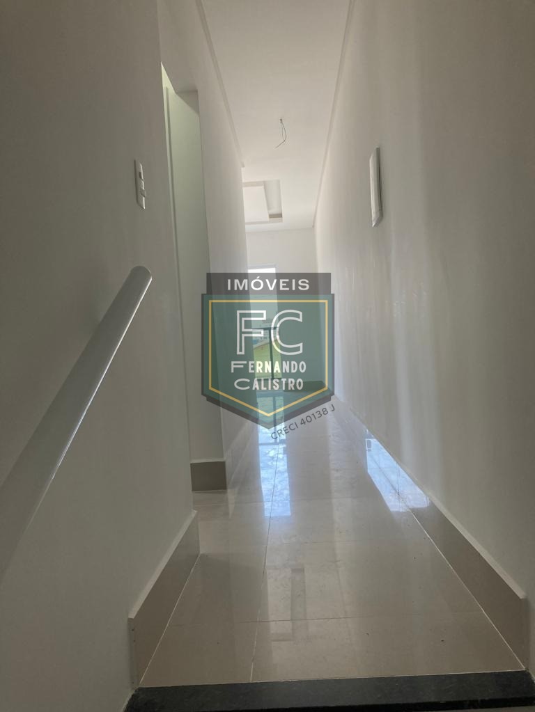 Casas novas c/ segurança de condominio, 2 dormitórios, lavab