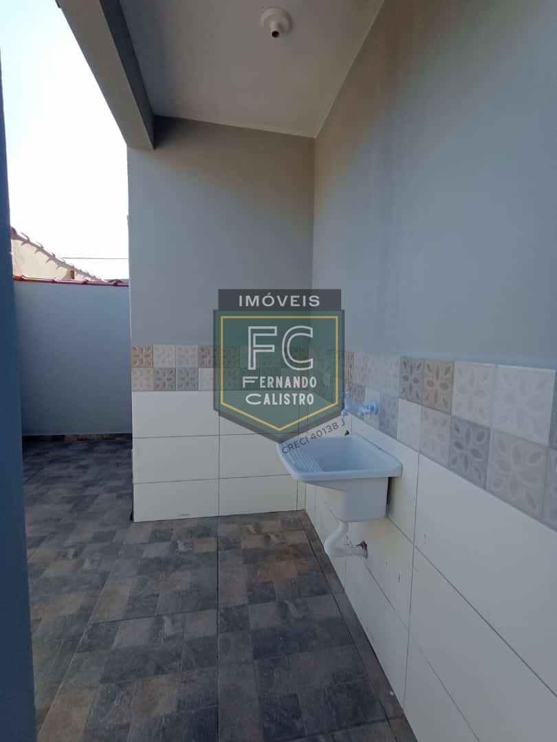 Casa térrea nova 2 dormitórios (suíte), piscina, espaço gourmet c/churrasqueira, financiamento, perto da pista e da praia, flórida mirim, mongaguá/sp