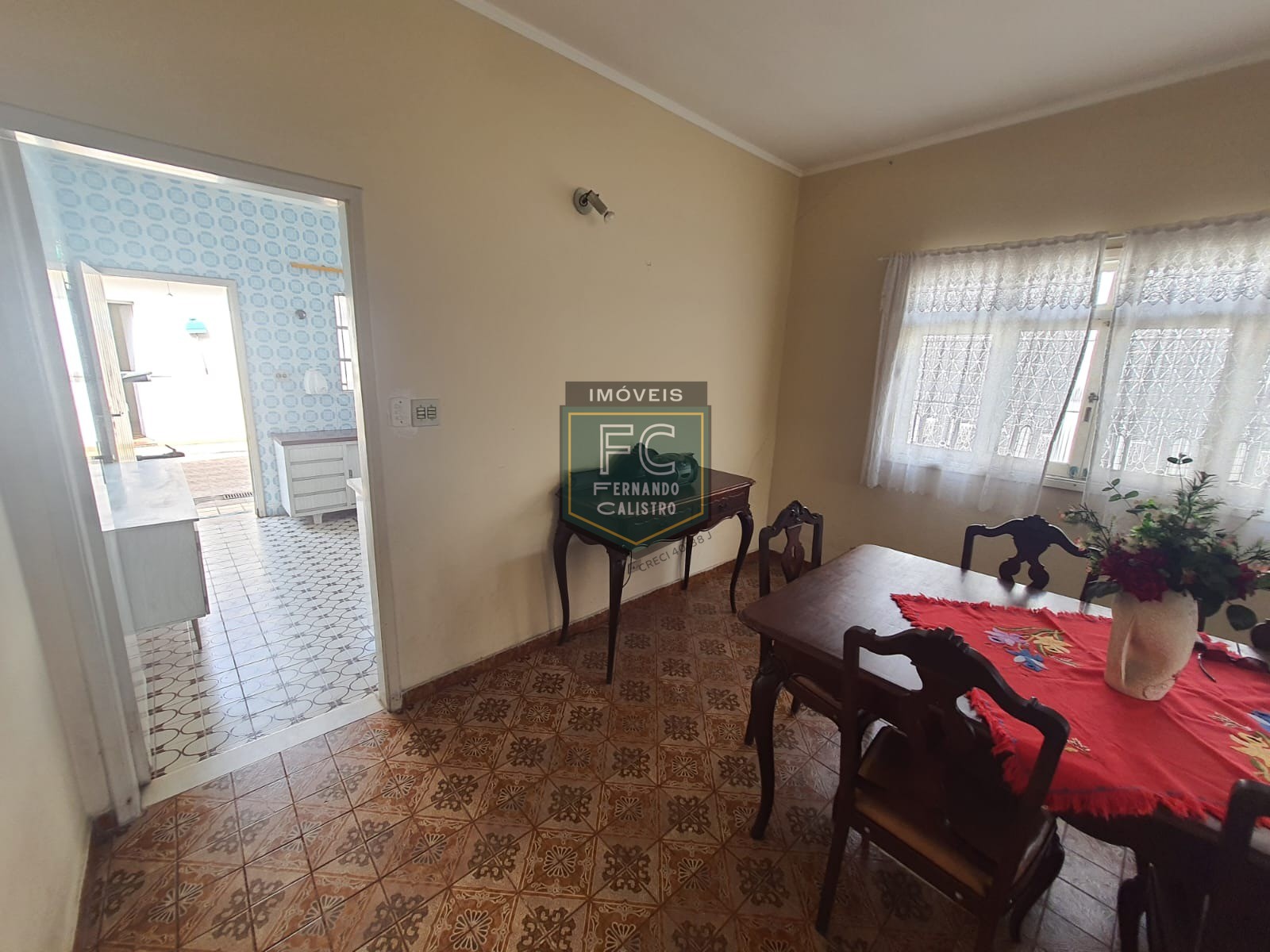 Casa lote inteiro 2 dormitórios edícula c/ sala, dormitório 