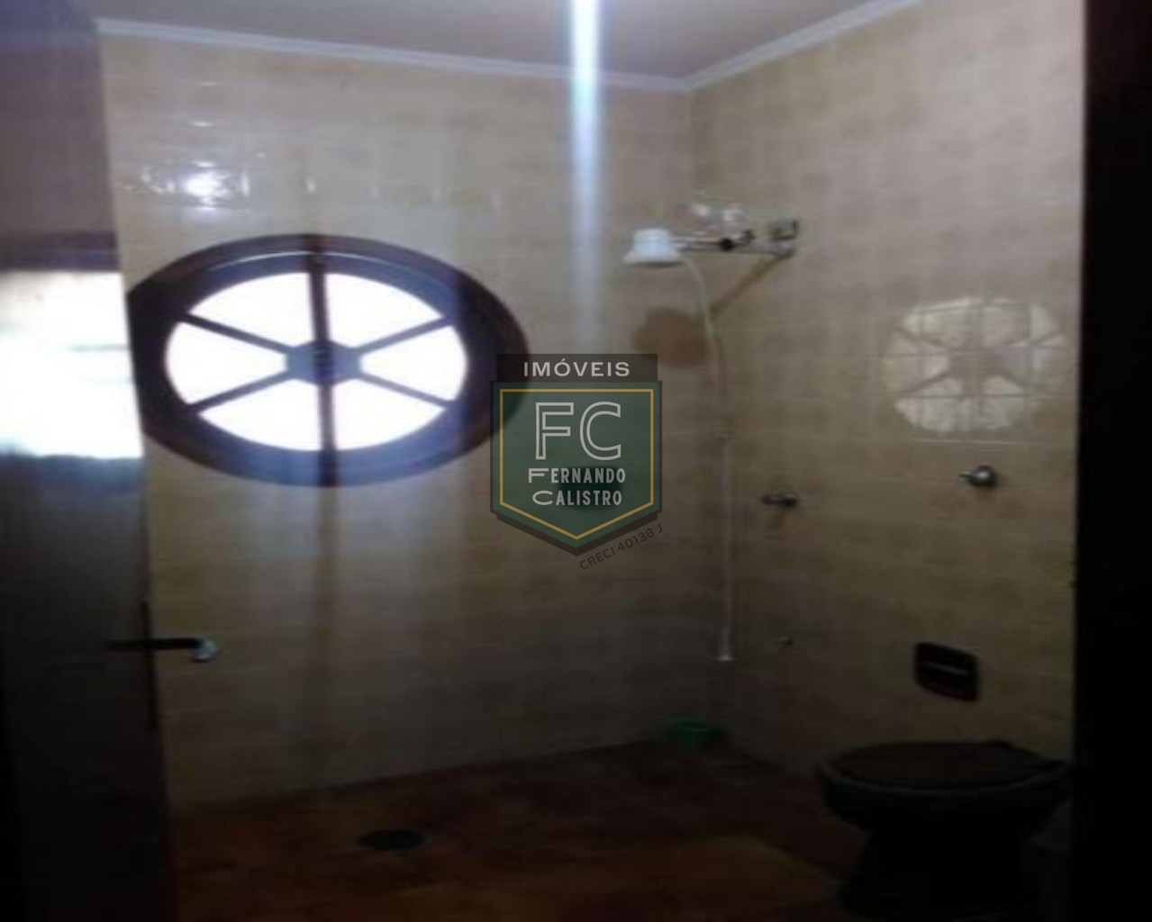 Casa de esquina na praia dos sonhos, itanhaém! 4 dormitórios (2 suítes), piscina c/ cascata, espaço gourmet coberto c/ churrasqueira, 6 vagas cobertas