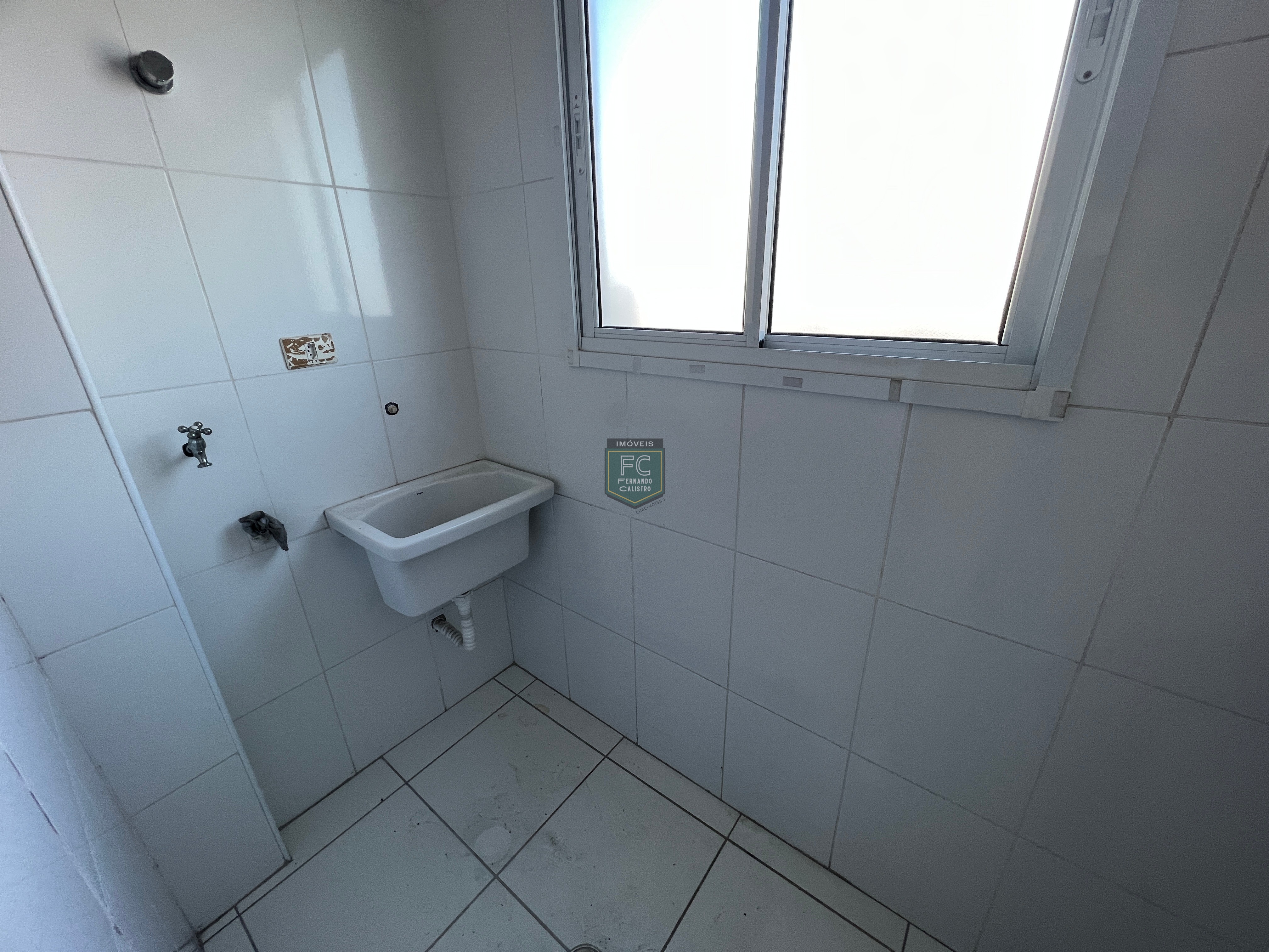 Apartamento alto padrão 2 dormitórios (1 suíte), varanda gou