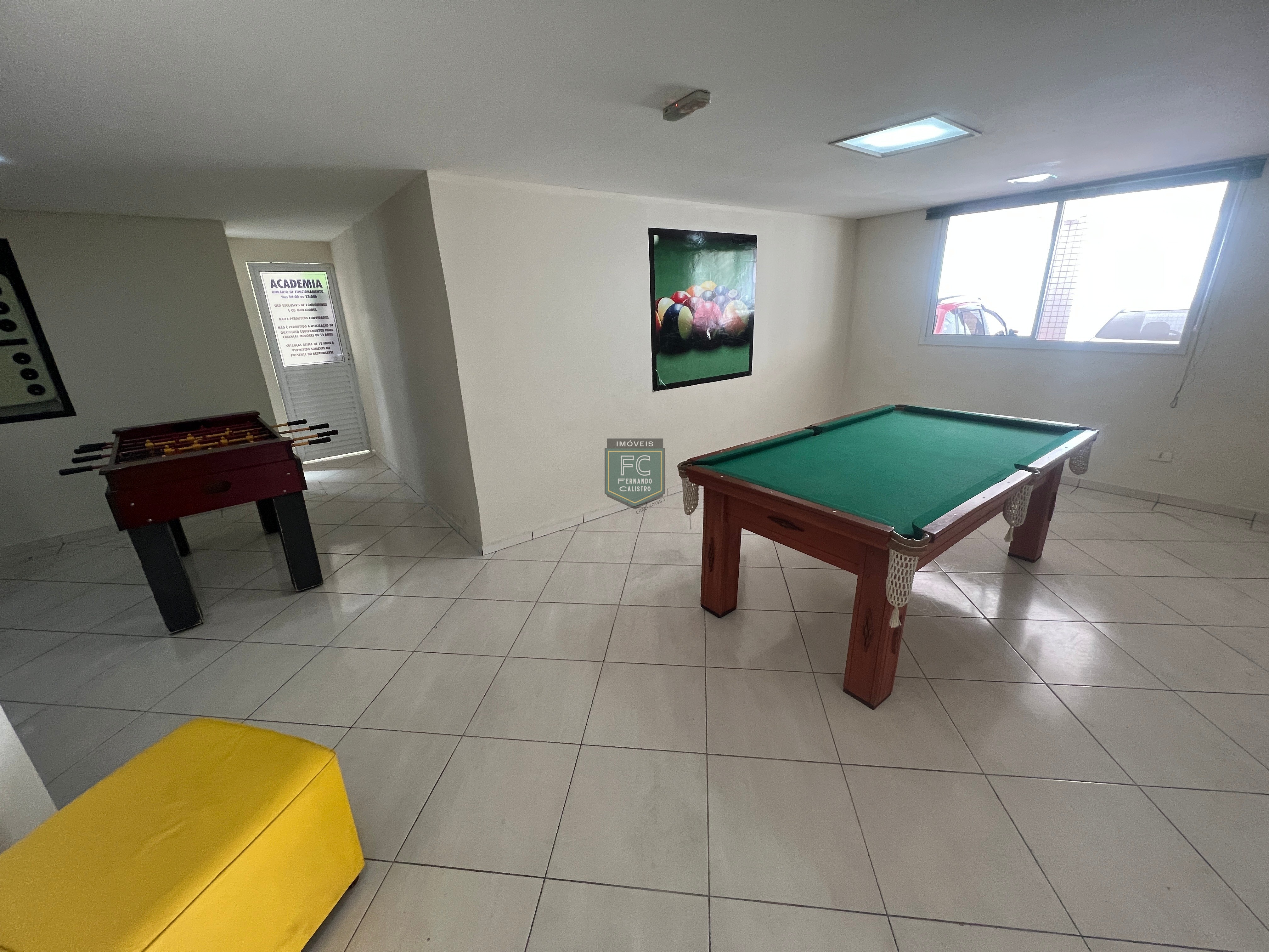 Apartamento Alto Padrão 2 Dormitórios (1 Suíte), Varanda Gourmet Envidraçada c/ Churrasqueira, Piscina, 700 mts Praia, Local Central, Guilhermina, PG