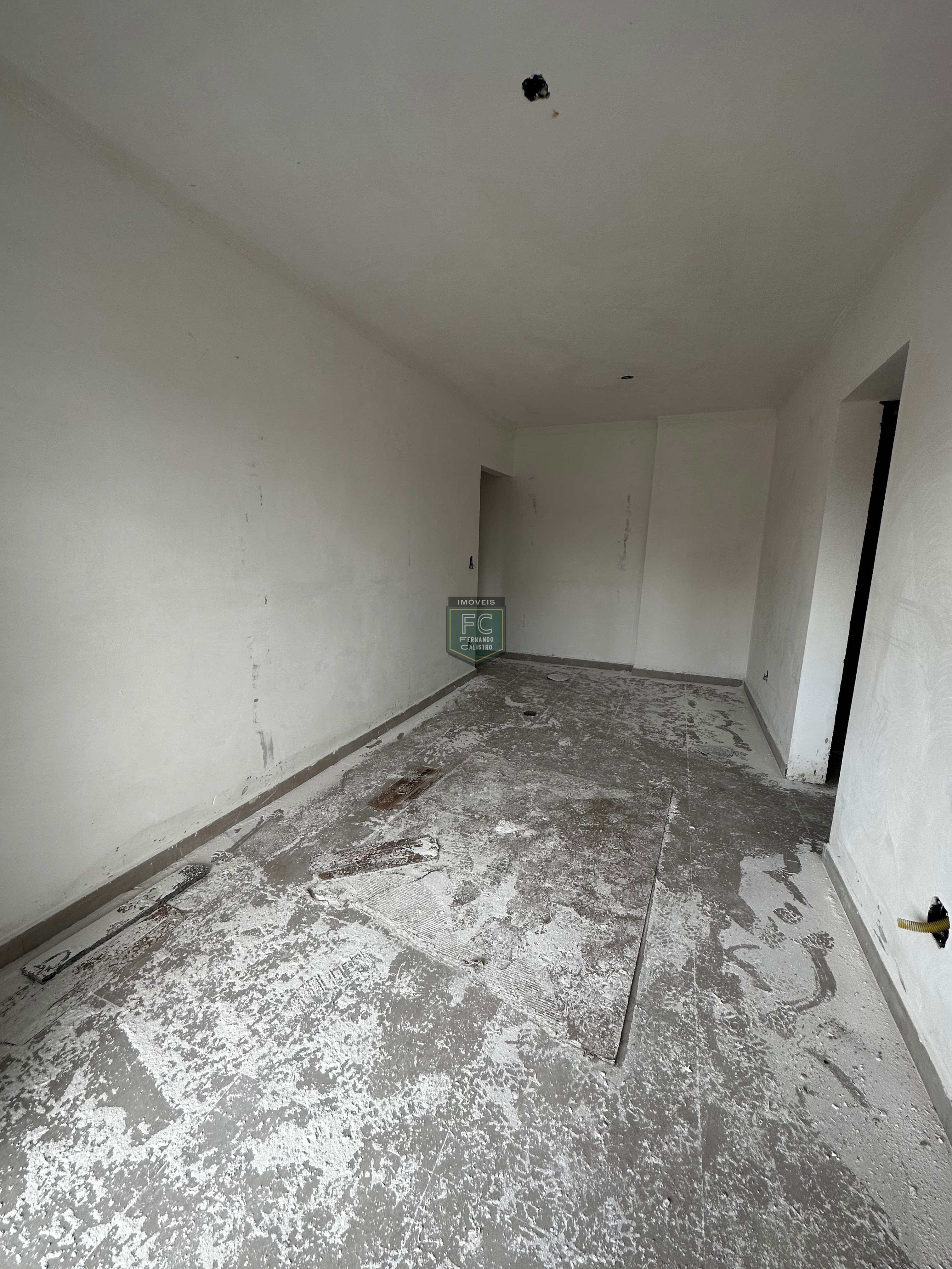 Apartamento 2 dormitórios (1 suíte) alto padrão em obras, varanda gourmet, lazer completo, local nobre, perto da praia, guilhermina, praia grande sp