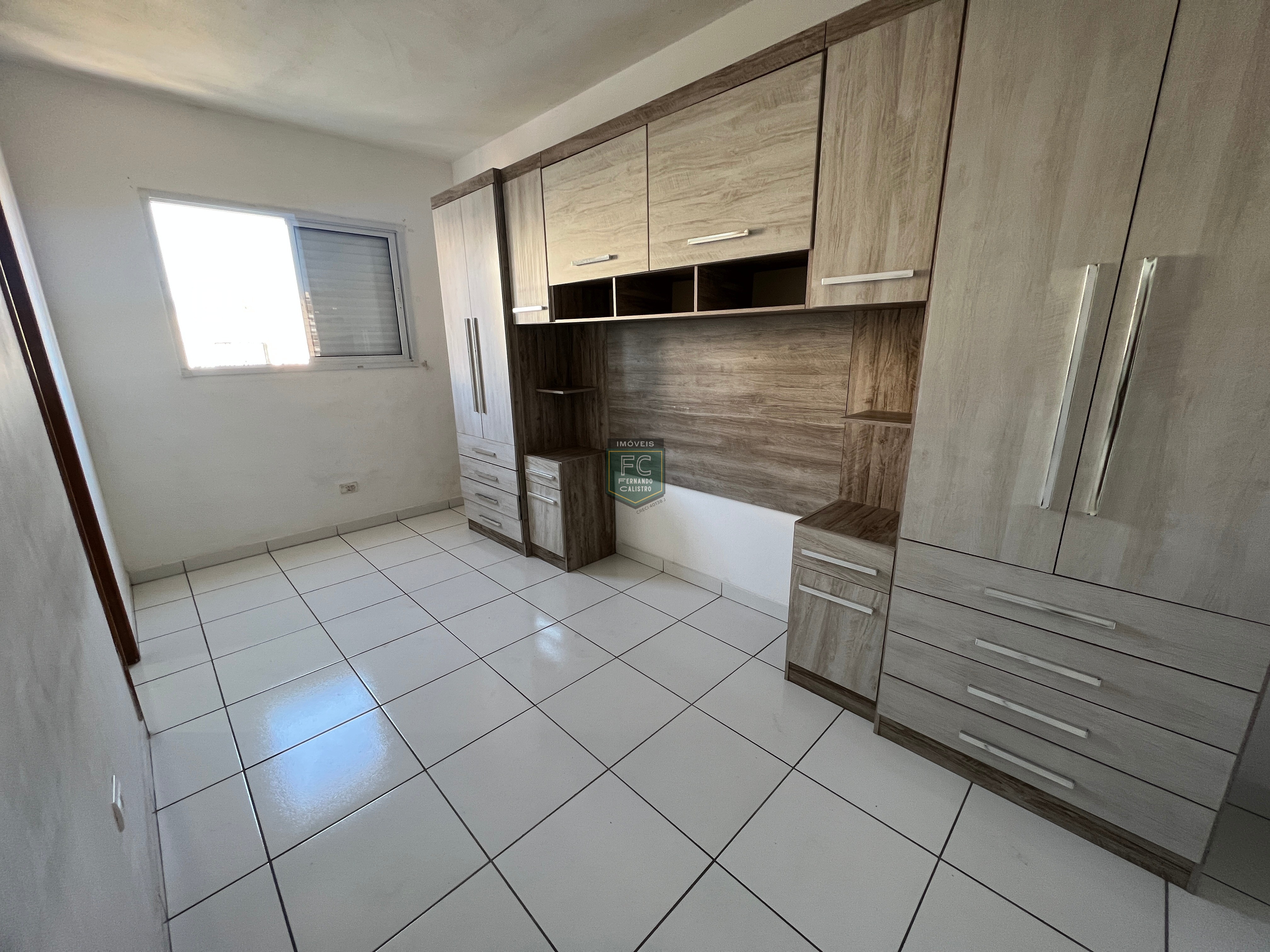 Apartamento alto padrão 2 dormitórios (1 suíte), varanda gou