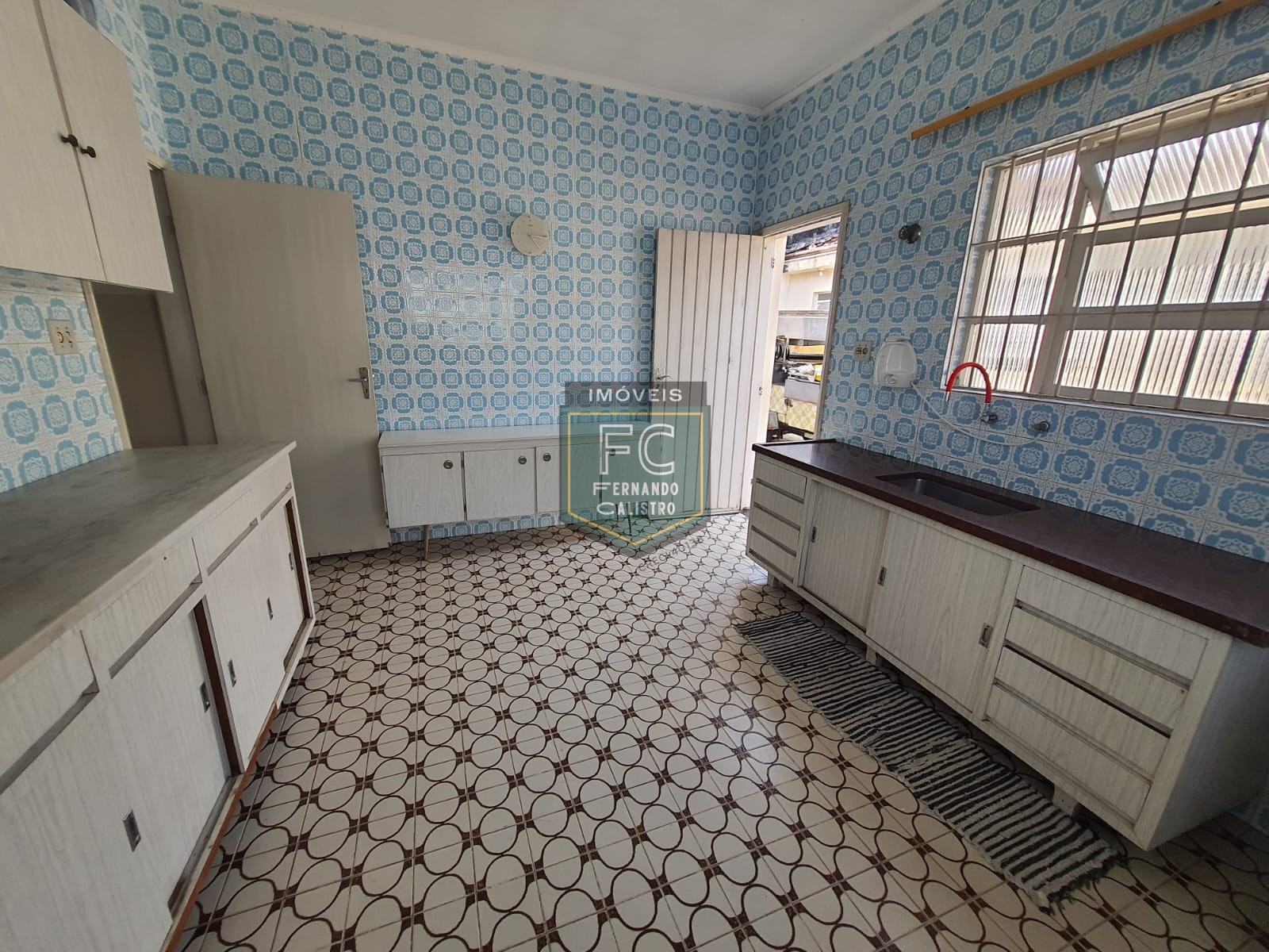 Casa lote inteiro 2 dormitórios edícula c/ sala, dormitório 