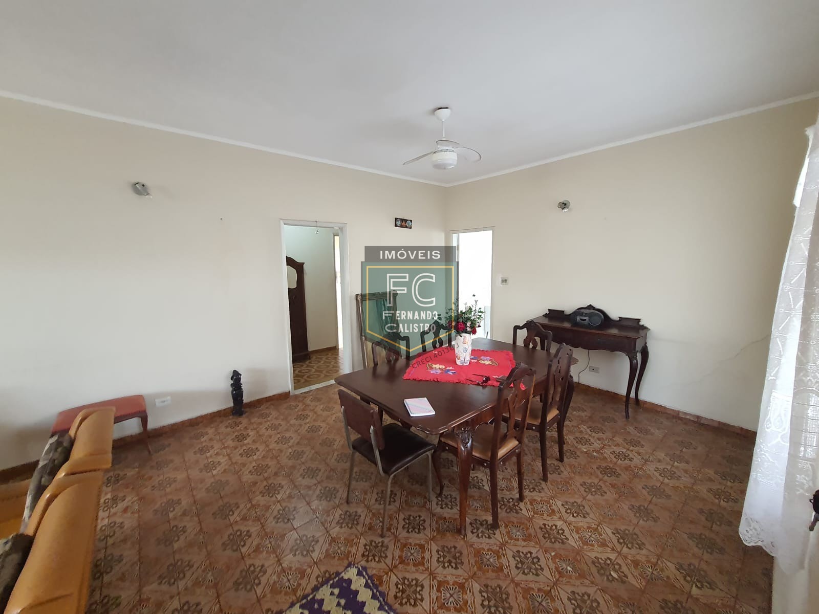Casa lote inteiro 2 dormitórios edícula c/ sala, dormitório 
