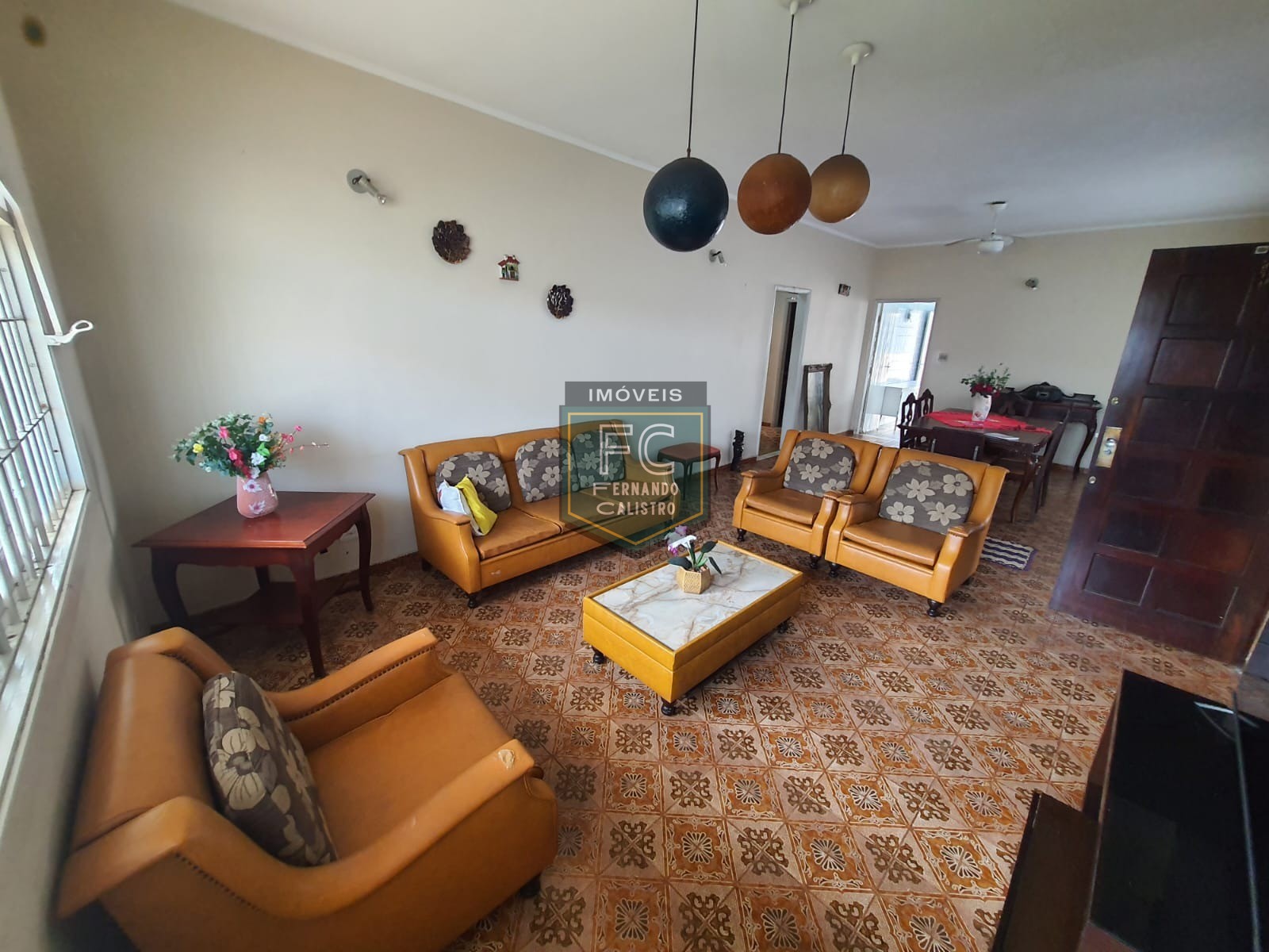 Casa lote inteiro 2 dormitórios edícula c/ sala, dormitório 