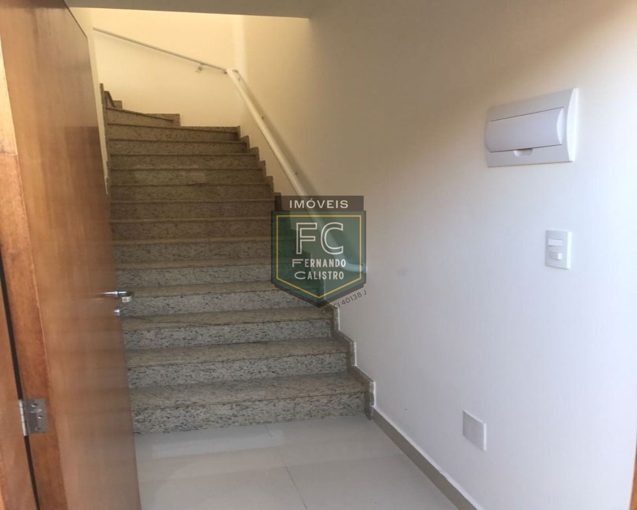 Casas novas 2 dormitórios em condomínio fechado com excelent - foto 4