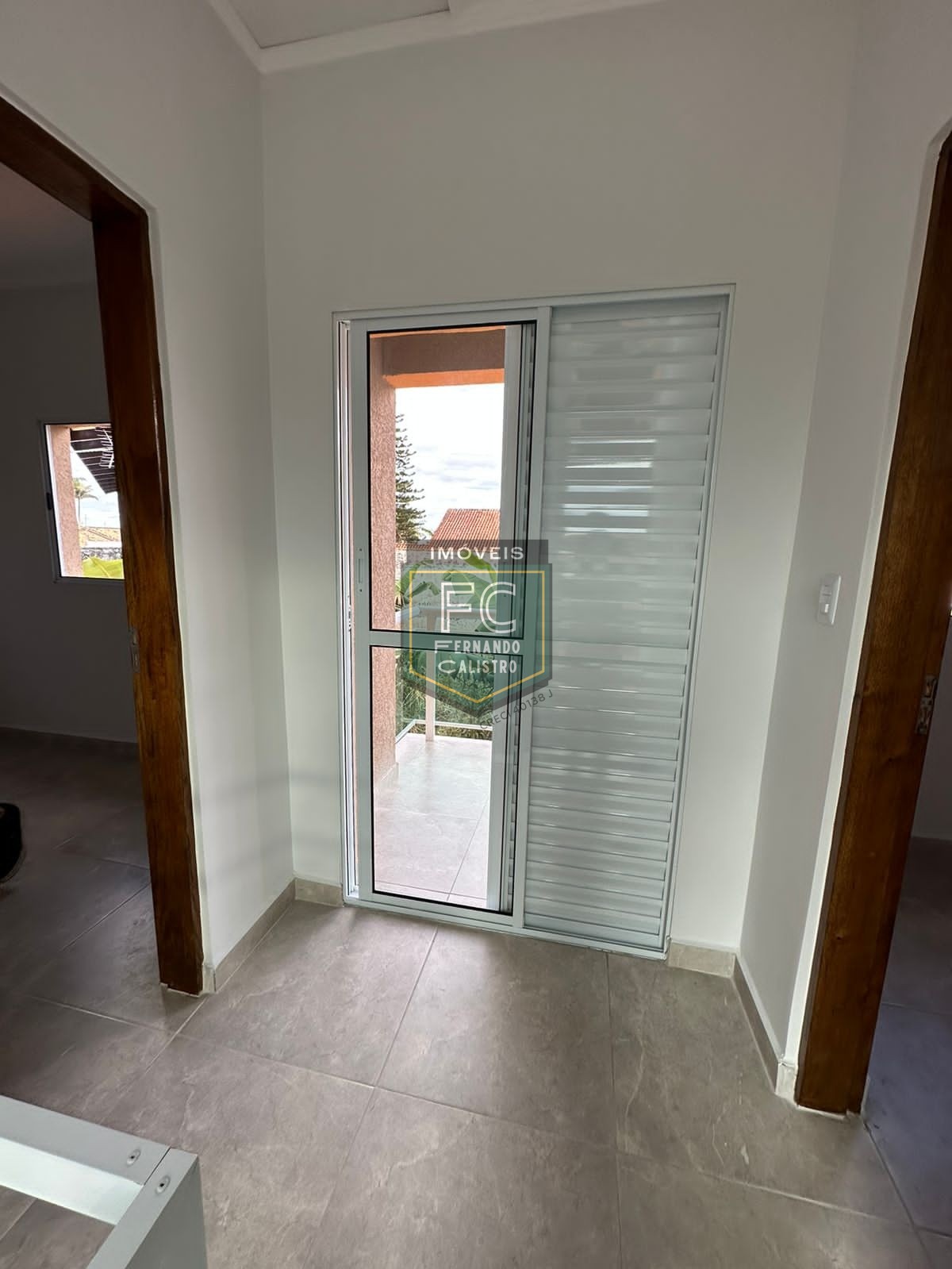 Sobrados Novos 2 Dormitórios (2 Suítes), Condomínio Fechado, Quintal c/ Piscina e Churrasqueira, Financia Banco, Lado Praia, Cibratel II, Itanhaém SP